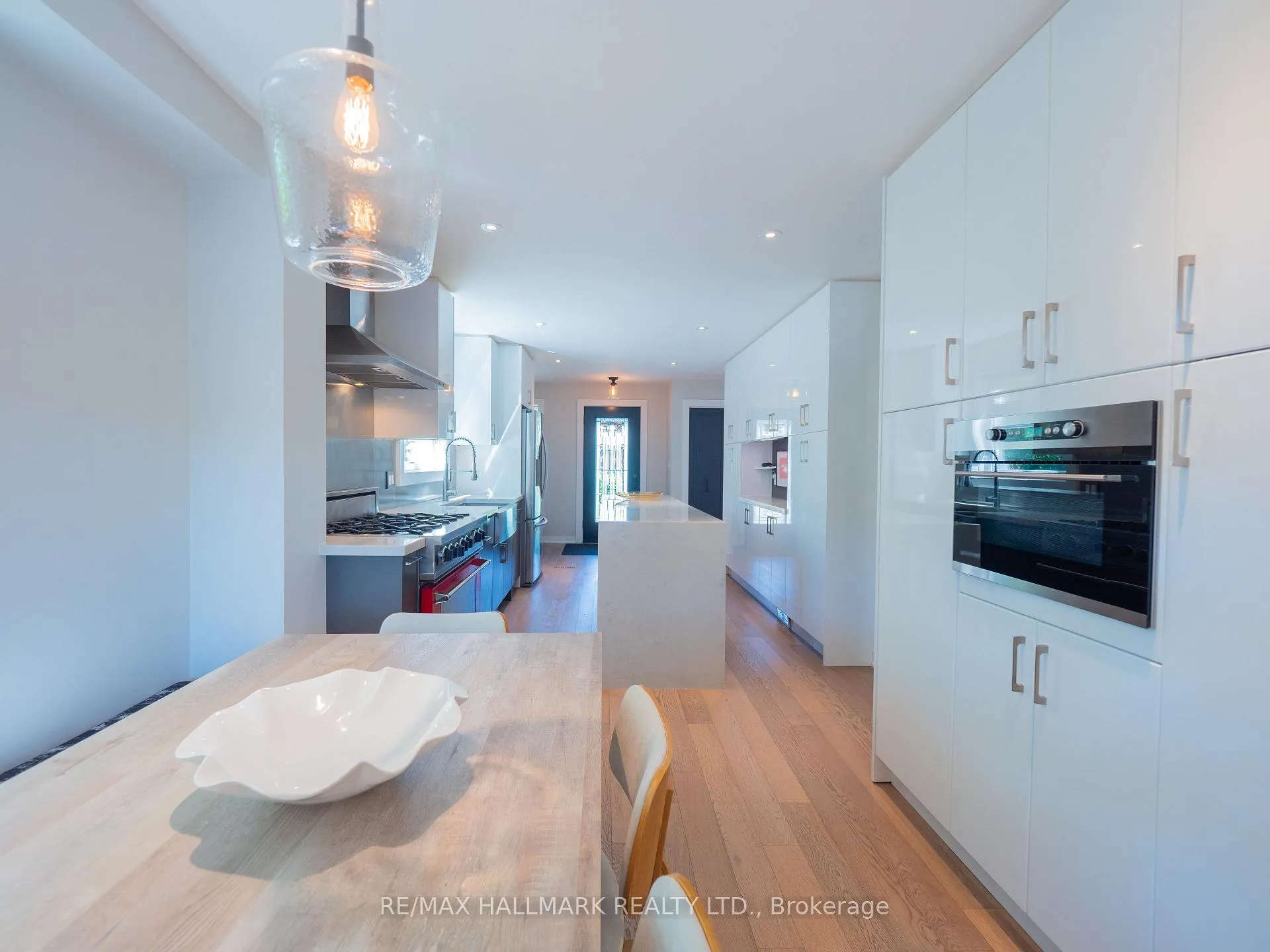 Photo 8 of 333 Monarch Park Avenue, Toronto, Danforth Village-East York — HOMEH