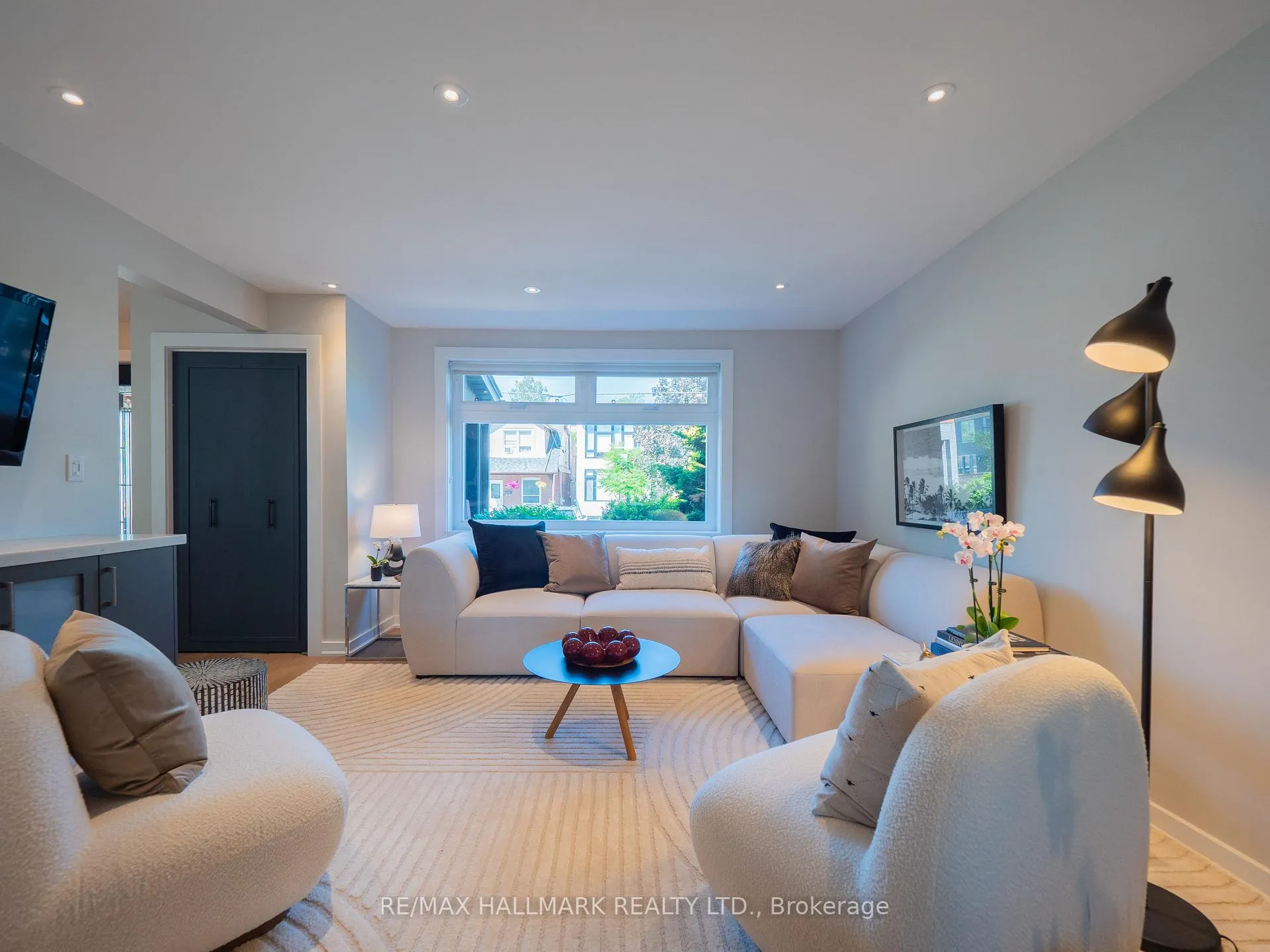 Photo 10 of 333 Monarch Park Avenue, Toronto, Danforth Village-East York — HOMEH