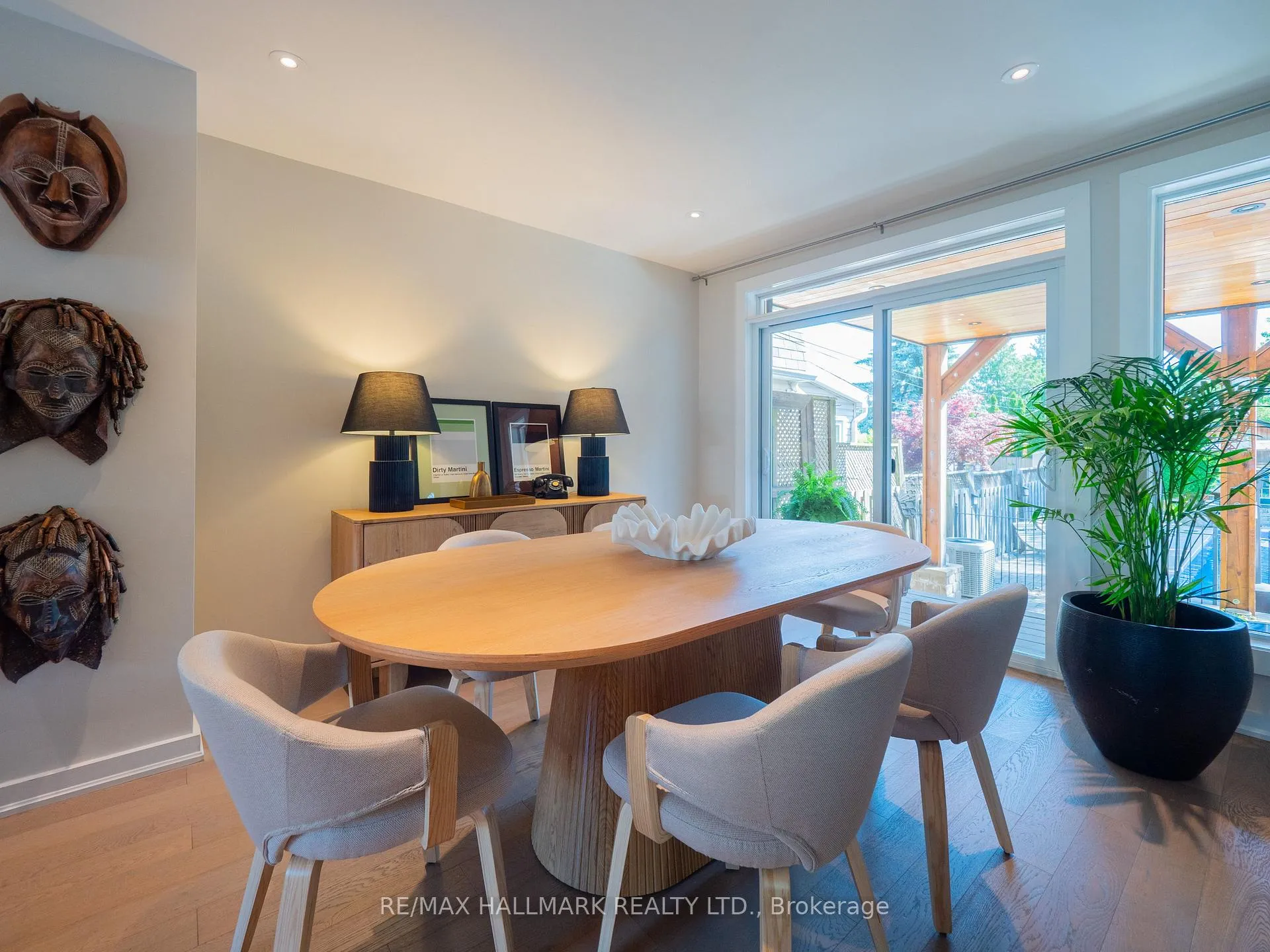 Photo 13 of 333 Monarch Park Avenue, Toronto, Danforth Village-East York — HOMEH