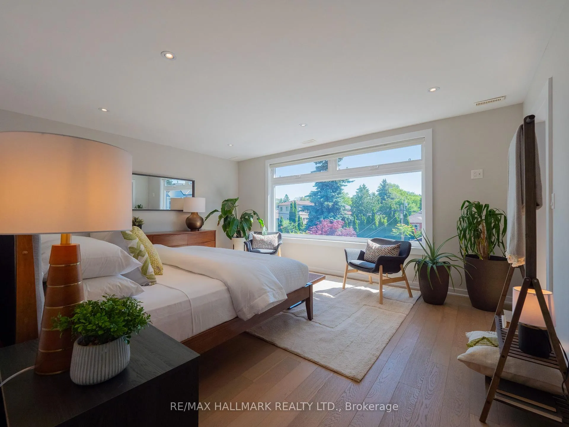 Photo 17 of 333 Monarch Park Avenue, Toronto, Danforth Village-East York — HOMEH