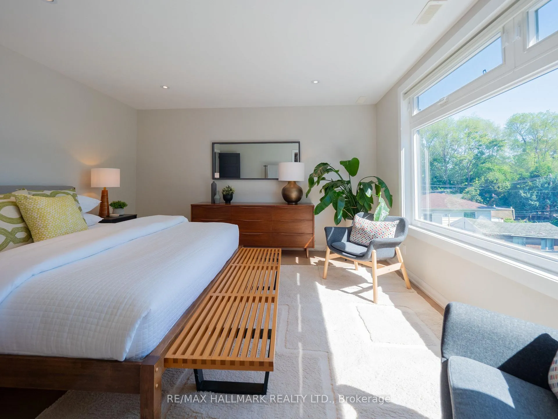 Photo 19 of 333 Monarch Park Avenue, Toronto, Danforth Village-East York — HOMEH