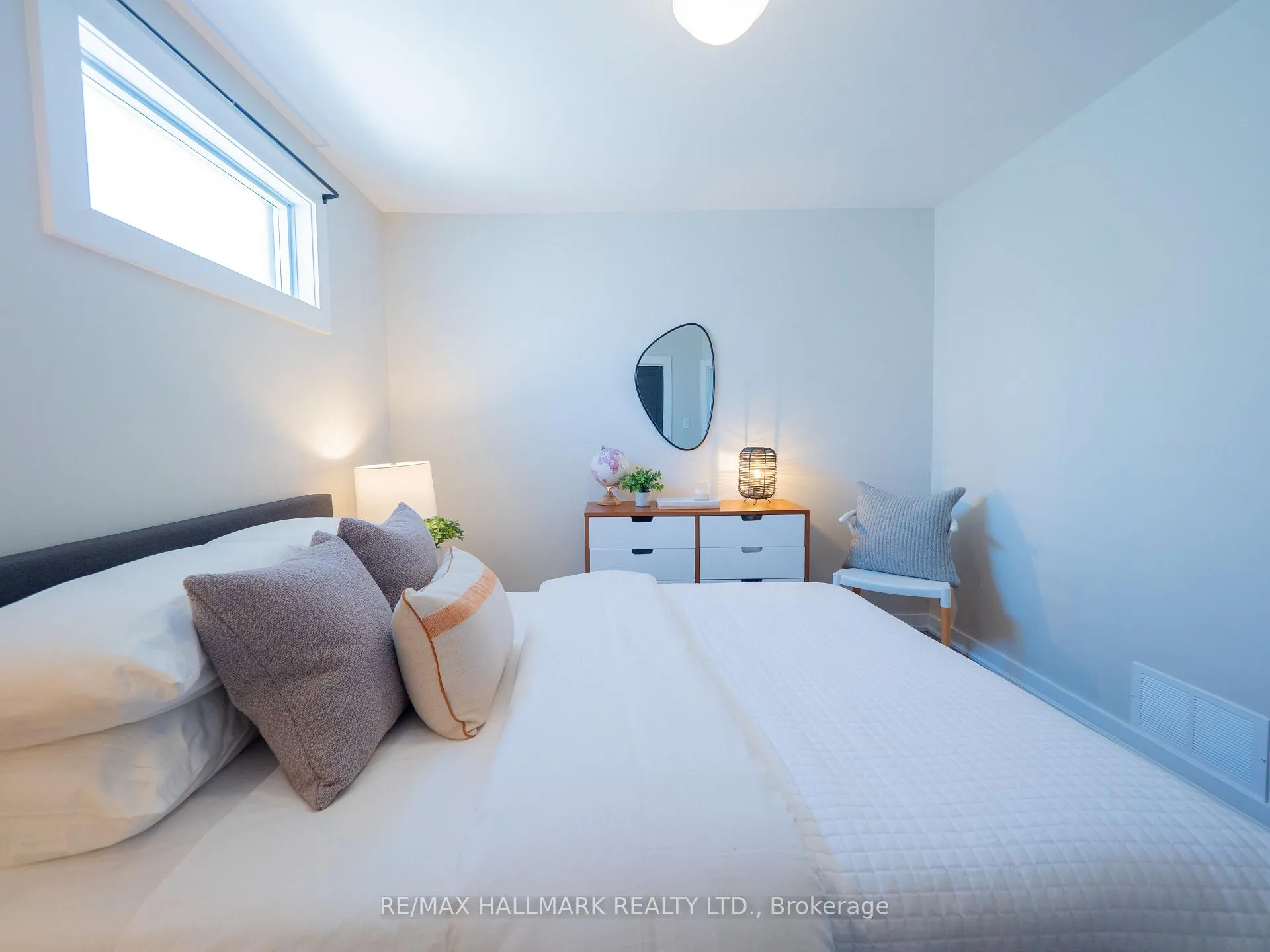 Photo 25 of 333 Monarch Park Avenue, Toronto, Danforth Village-East York — HOMEH