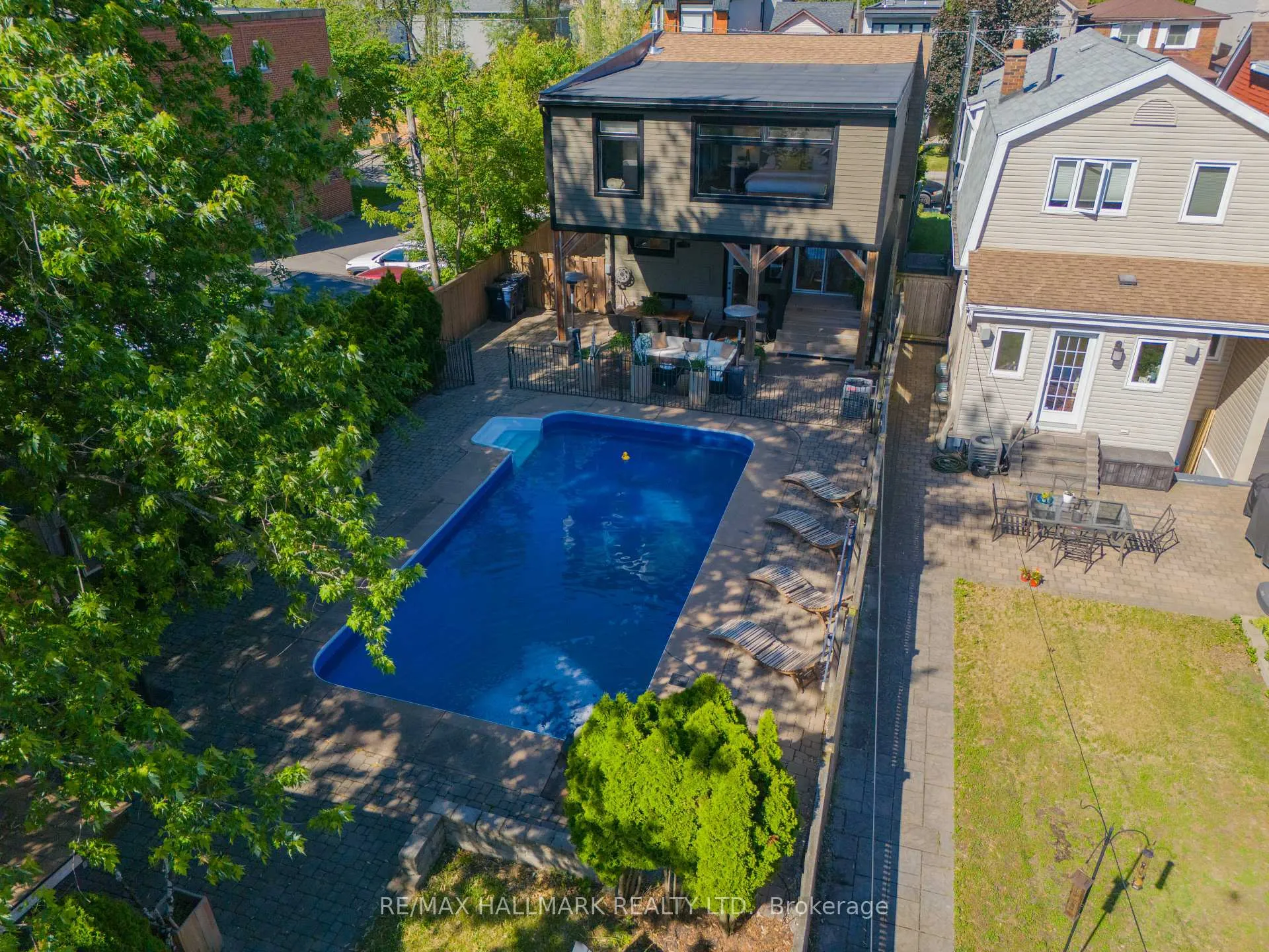 Photo 41 of 333 Monarch Park Avenue, Toronto, Danforth Village-East York — HOMEH
