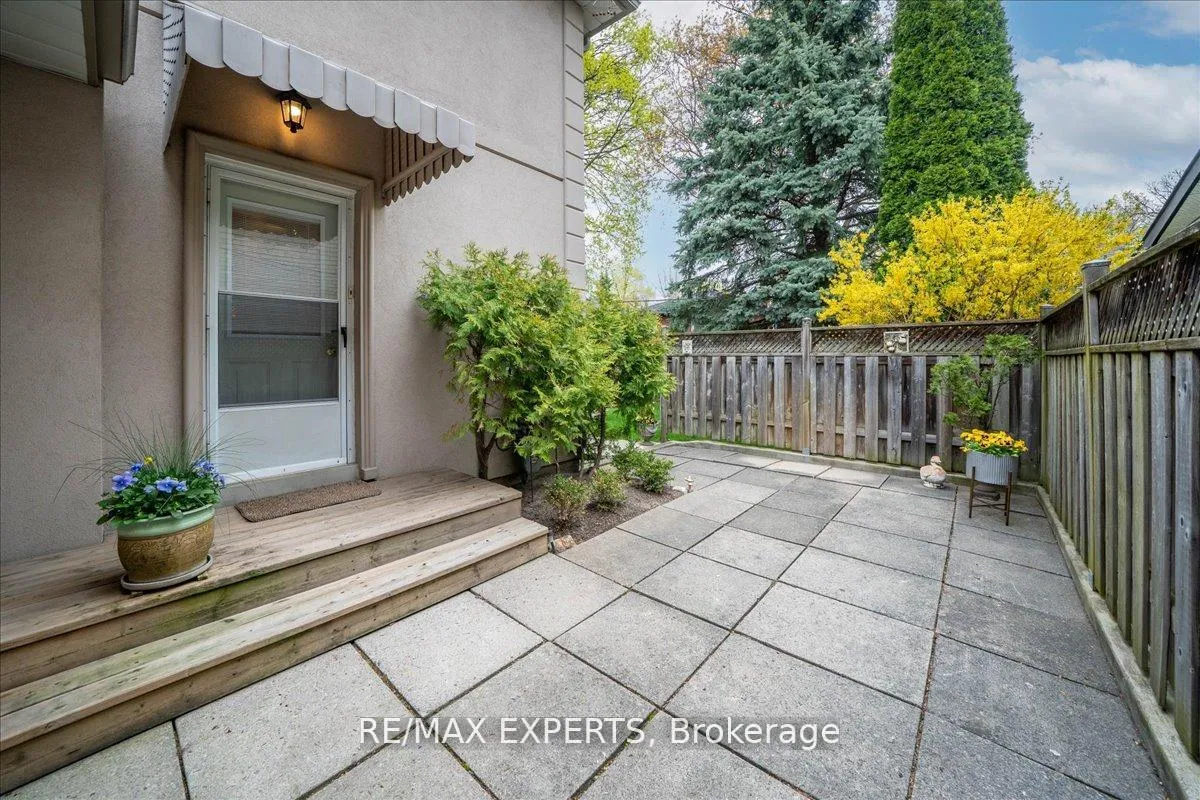 Photo 37 of 239 Mill Road, Etobicoke, Markland Wood — HOMEH