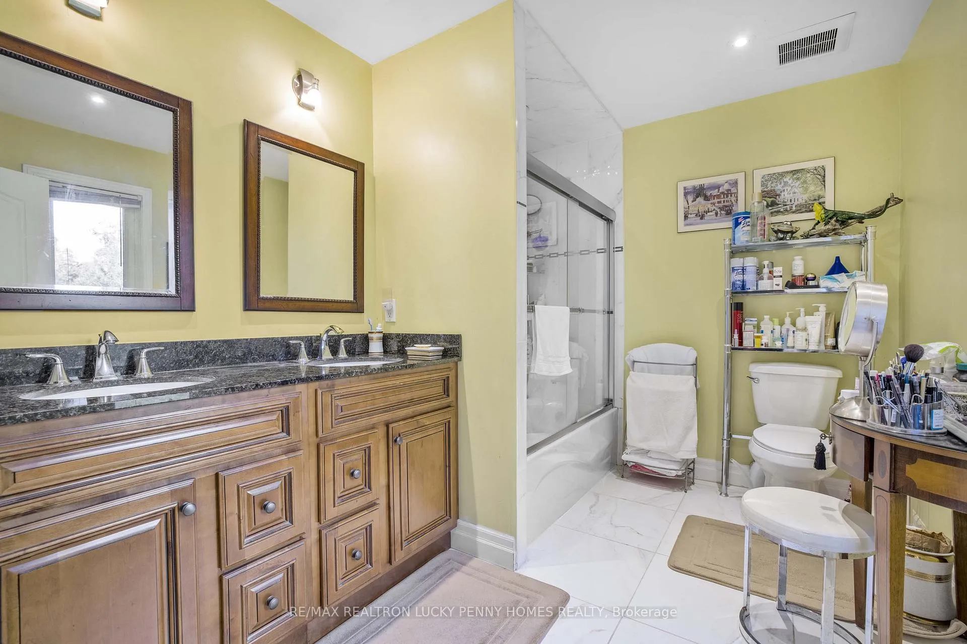 Photo 19 of 9799 Warden Avenue, Markham, Devil's Elbow — HOMEH