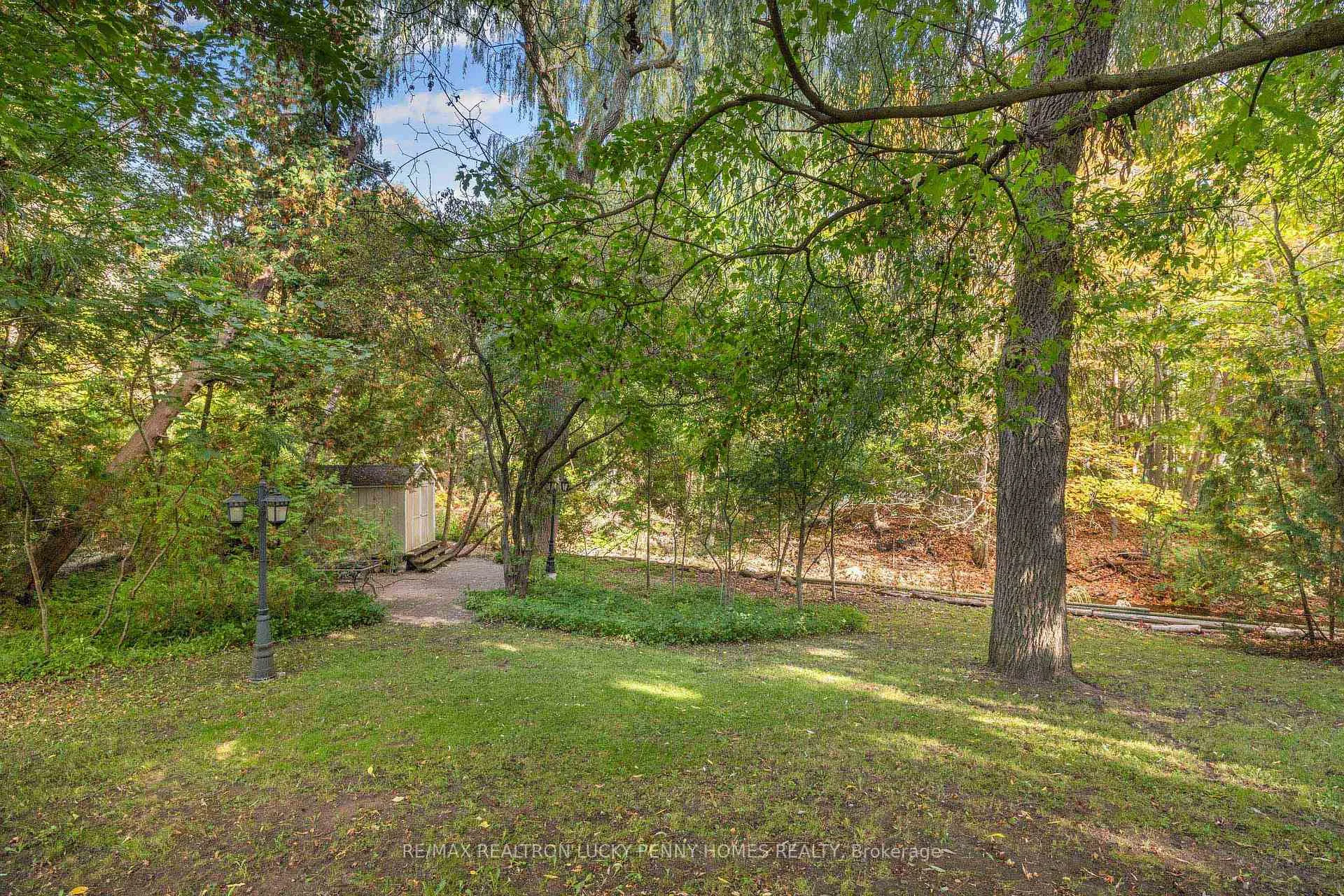 Photo 32 of 9799 Warden Avenue, Markham, Devil's Elbow — HOMEH