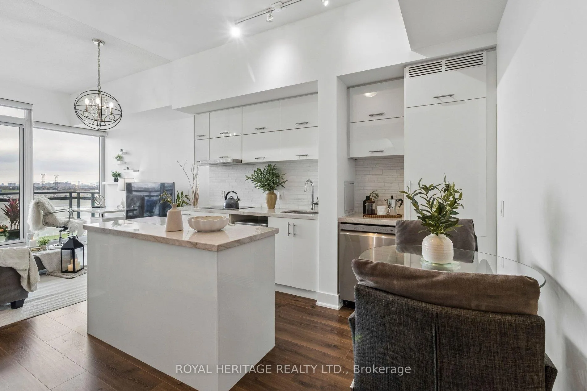 Photo 14 of Unit 1212, 180 Enterprise Boulevard, Markham, Unionville — HOMEH