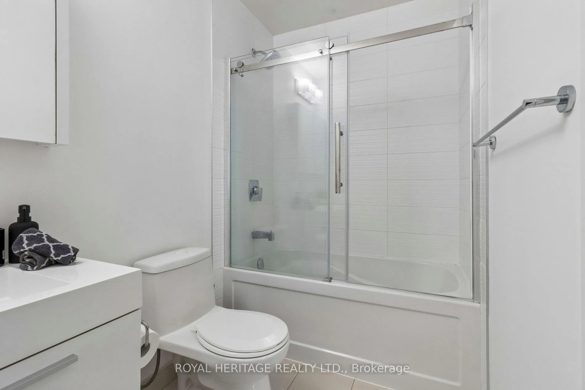 Photo 25 of Unit 1212, 180 Enterprise Boulevard, Markham, Unionville — HOMEH