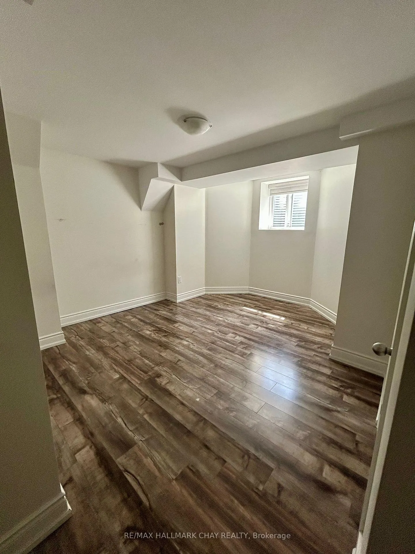 Photo 4 of Unit Basement, 15205 Danby Road, Halton Hills, Georgetown — HOMEH