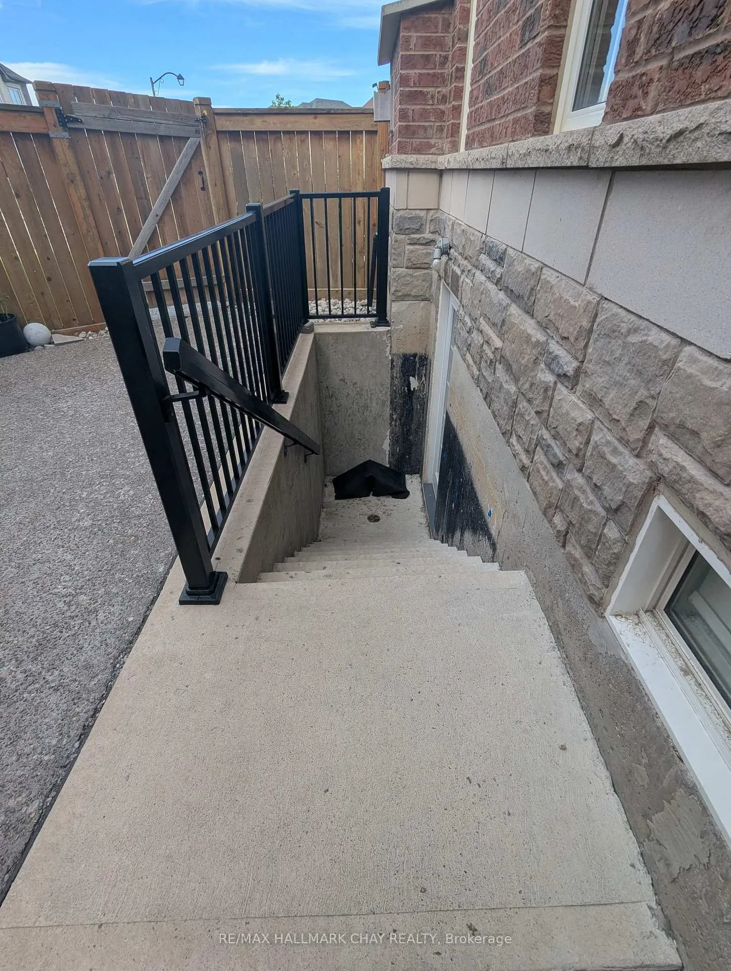 Photo 13 of Unit Basement, 15205 Danby Road, Halton Hills, Georgetown — HOMEH