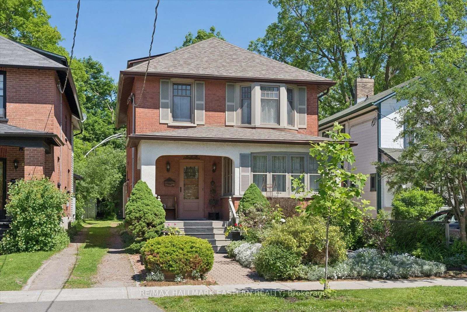 Photo 2 of 474 Gilmour Street, Peterborough, Town Ward 3 — HOMEH
