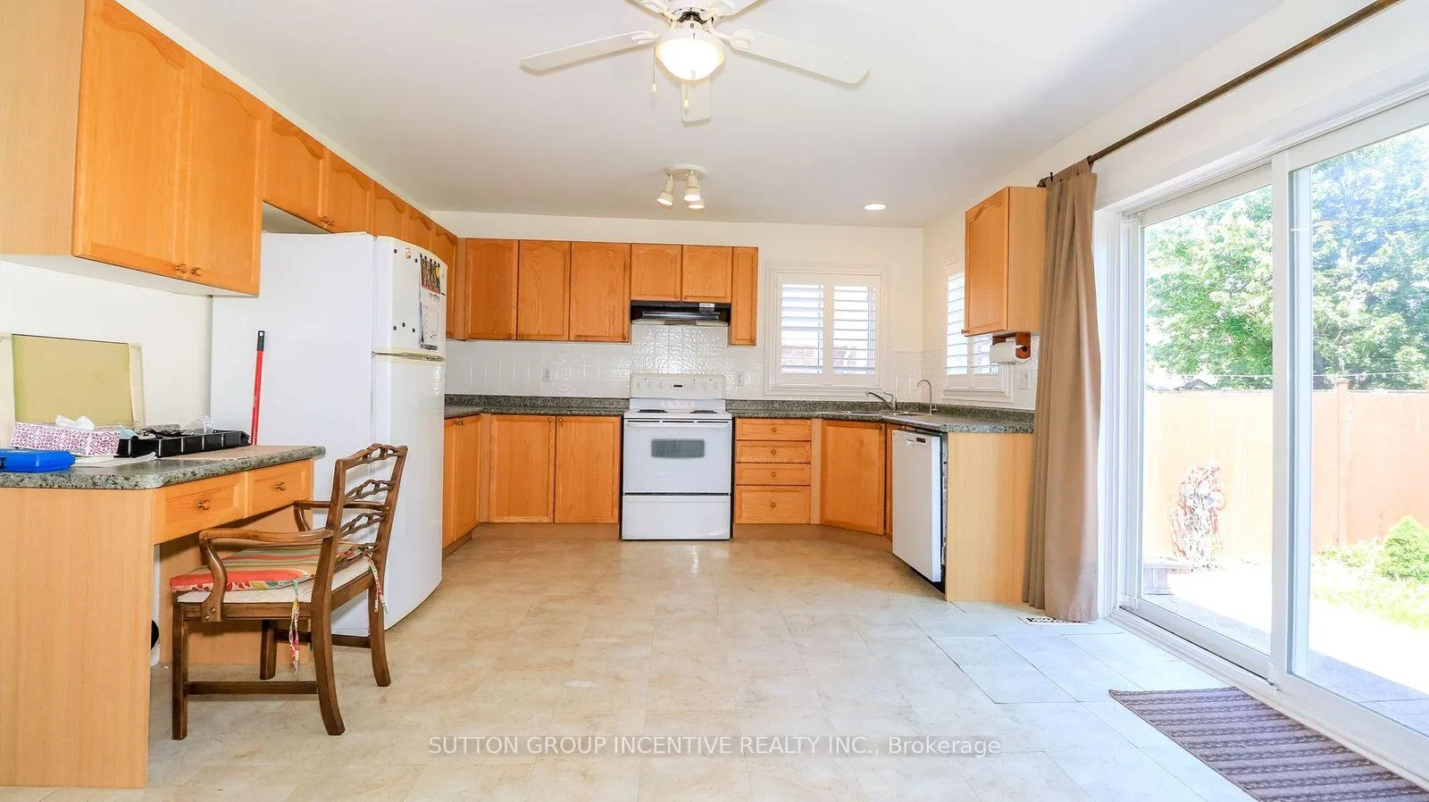 Photo 11 of 176 Hurst Drive, Barrie, Bayshore — HOMEH