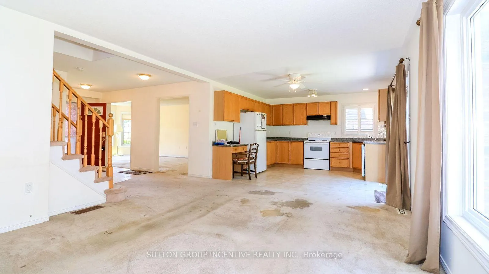 Photo 13 of 176 Hurst Drive, Barrie, Bayshore — HOMEH