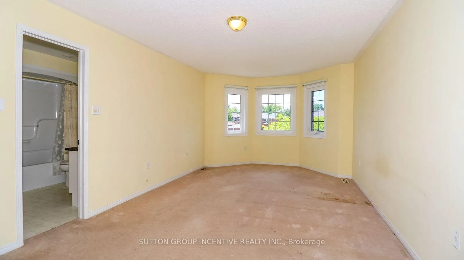 Photo 20 of 176 Hurst Drive, Barrie, Bayshore — HOMEH