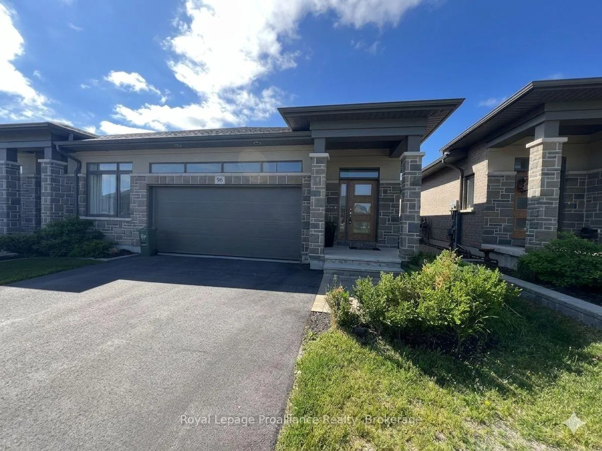 Photo 1 of 96 Covington Crescent, Belleville, Thurlow Ward — HOMEH