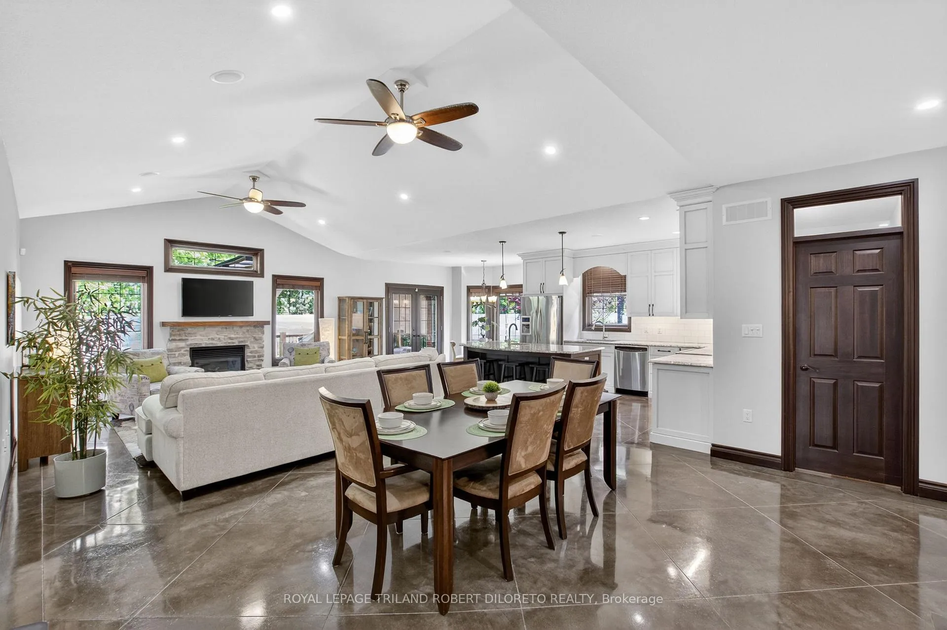 Photo 13 of 103 Union Avenue, Middlesex Centre, Komoka — HOMEH