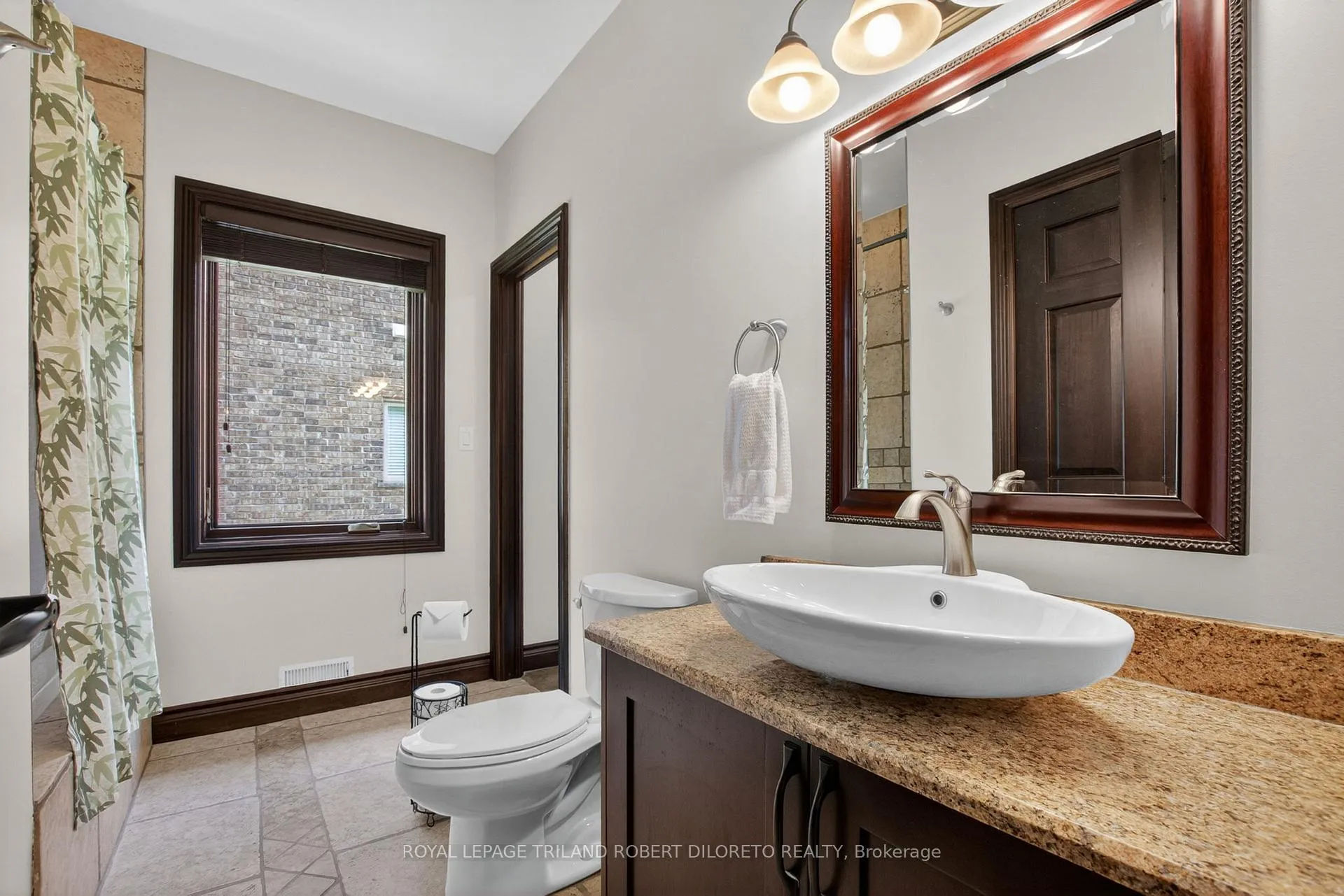 Photo 26 of 103 Union Avenue, Middlesex Centre, Komoka — HOMEH