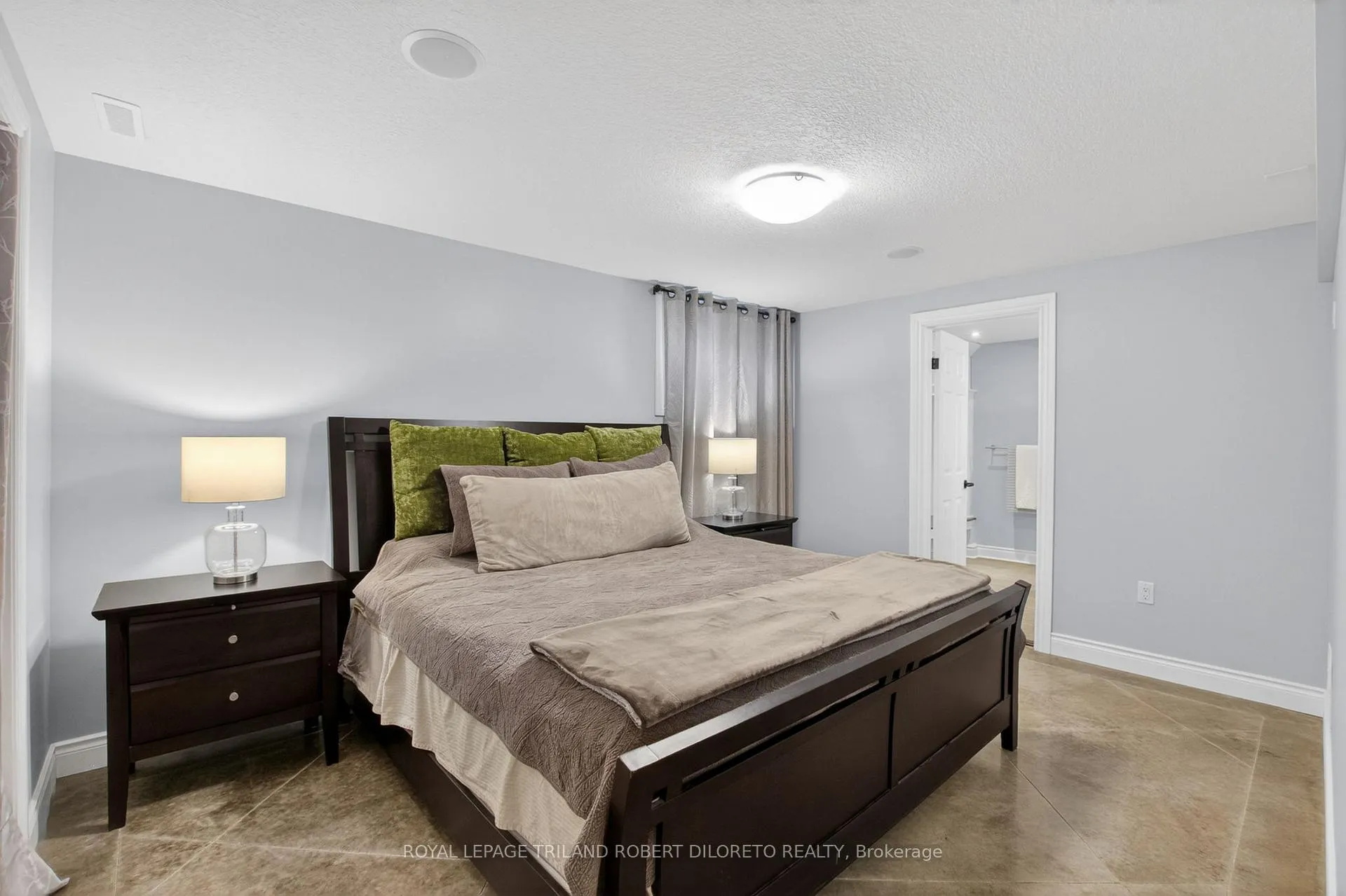 Photo 32 of 103 Union Avenue, Middlesex Centre, Komoka — HOMEH