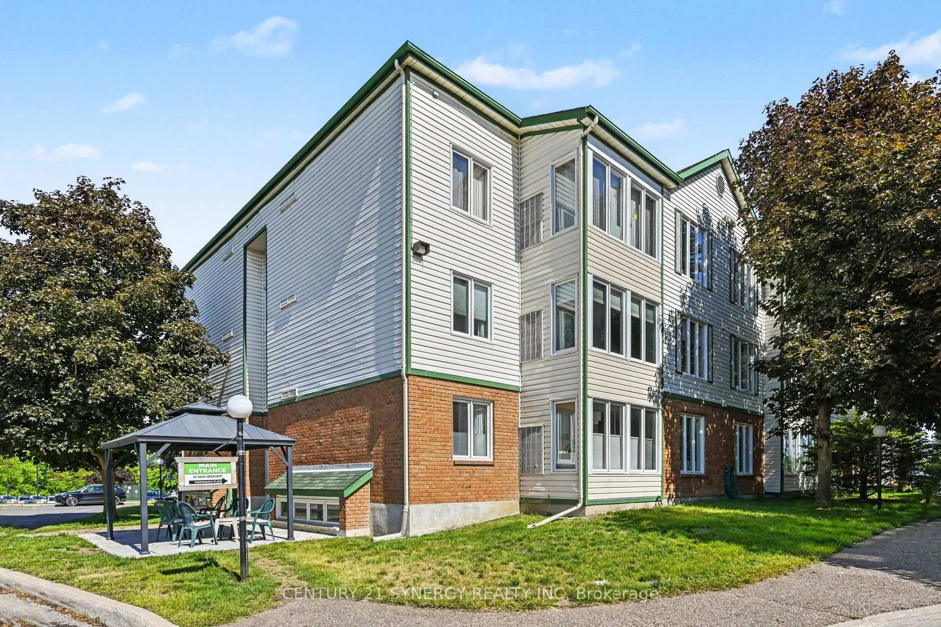 Photo 3 of Unit 108, 61 Jack Crescent, Arnprior — HOMEH