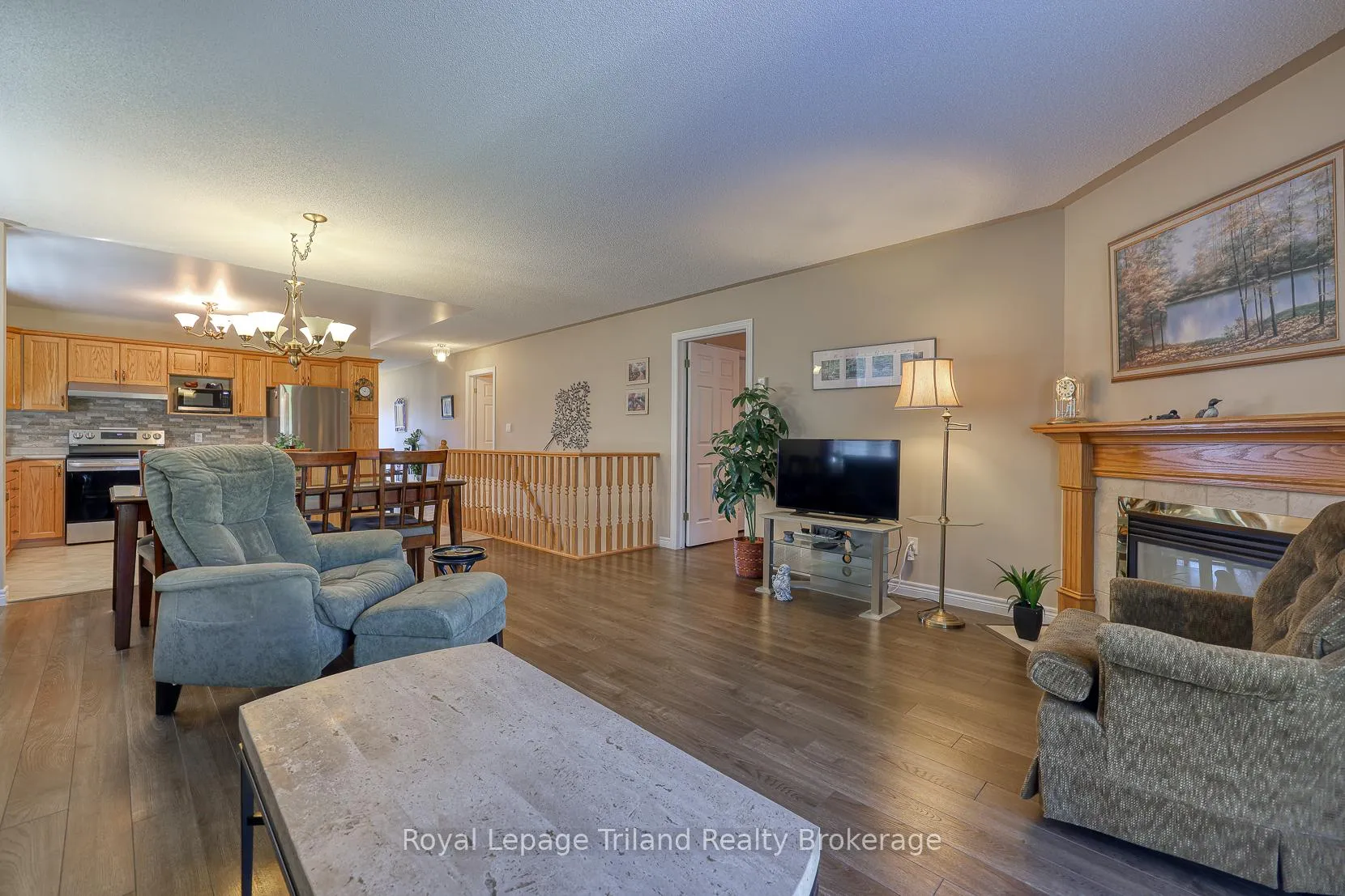 Photo 14 of 121 Weston Drive, Tillsonburg — HOMEH