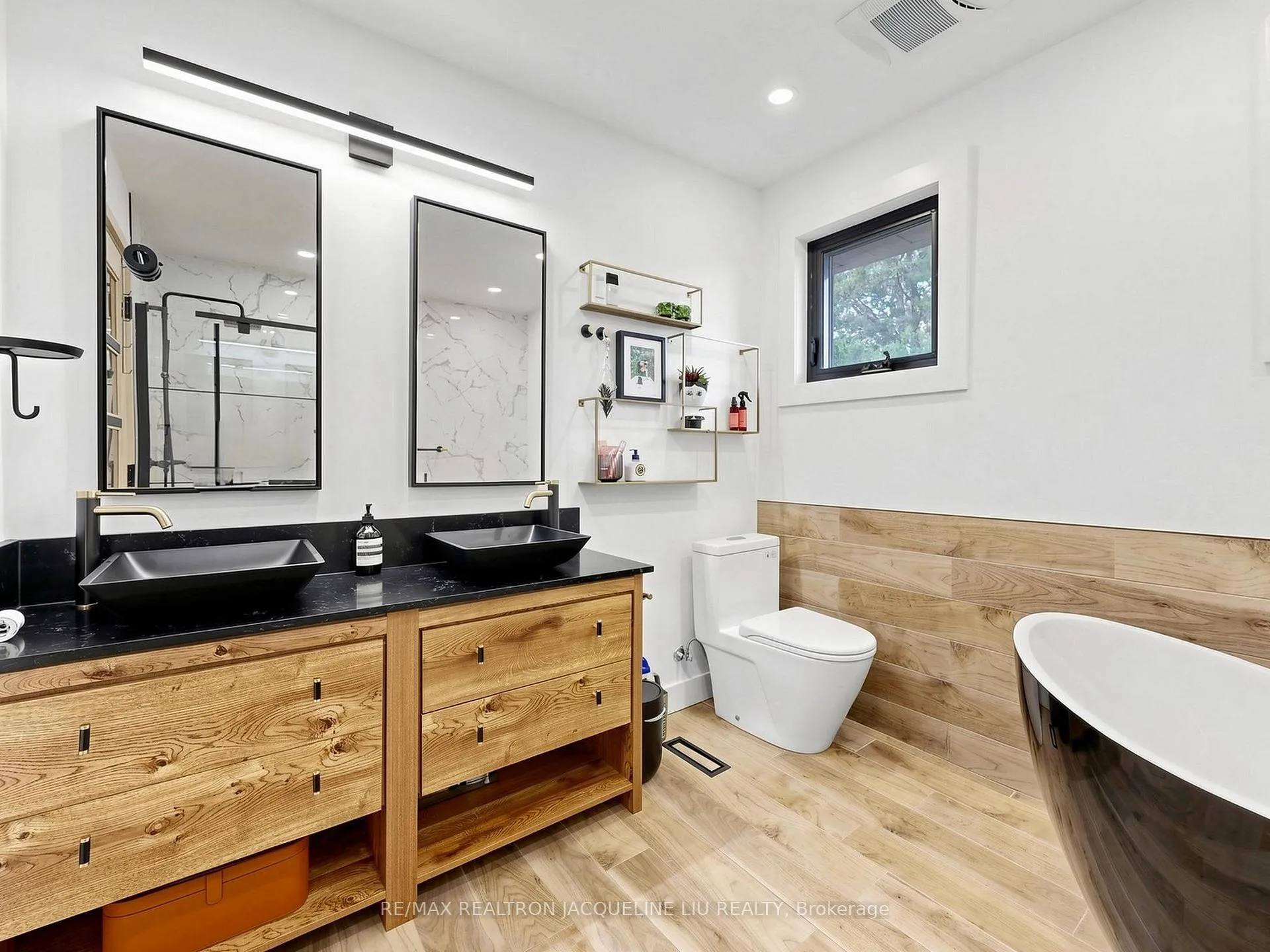 Photo 29 of 11 Kamloops Drive, North York, Pleasant View — HOMEH