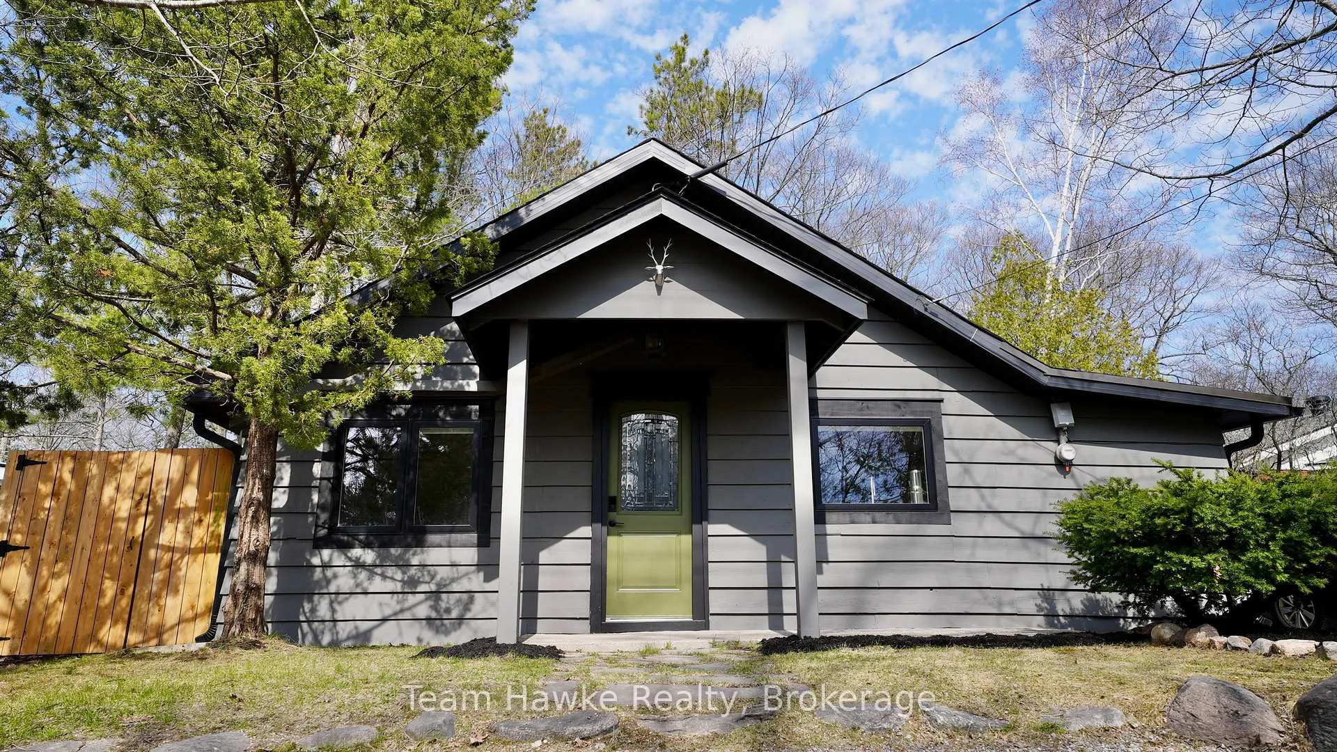 Photo 3 of 283 Tiny Beaches Road S, Tiny, Rural Tiny — HOMEH
