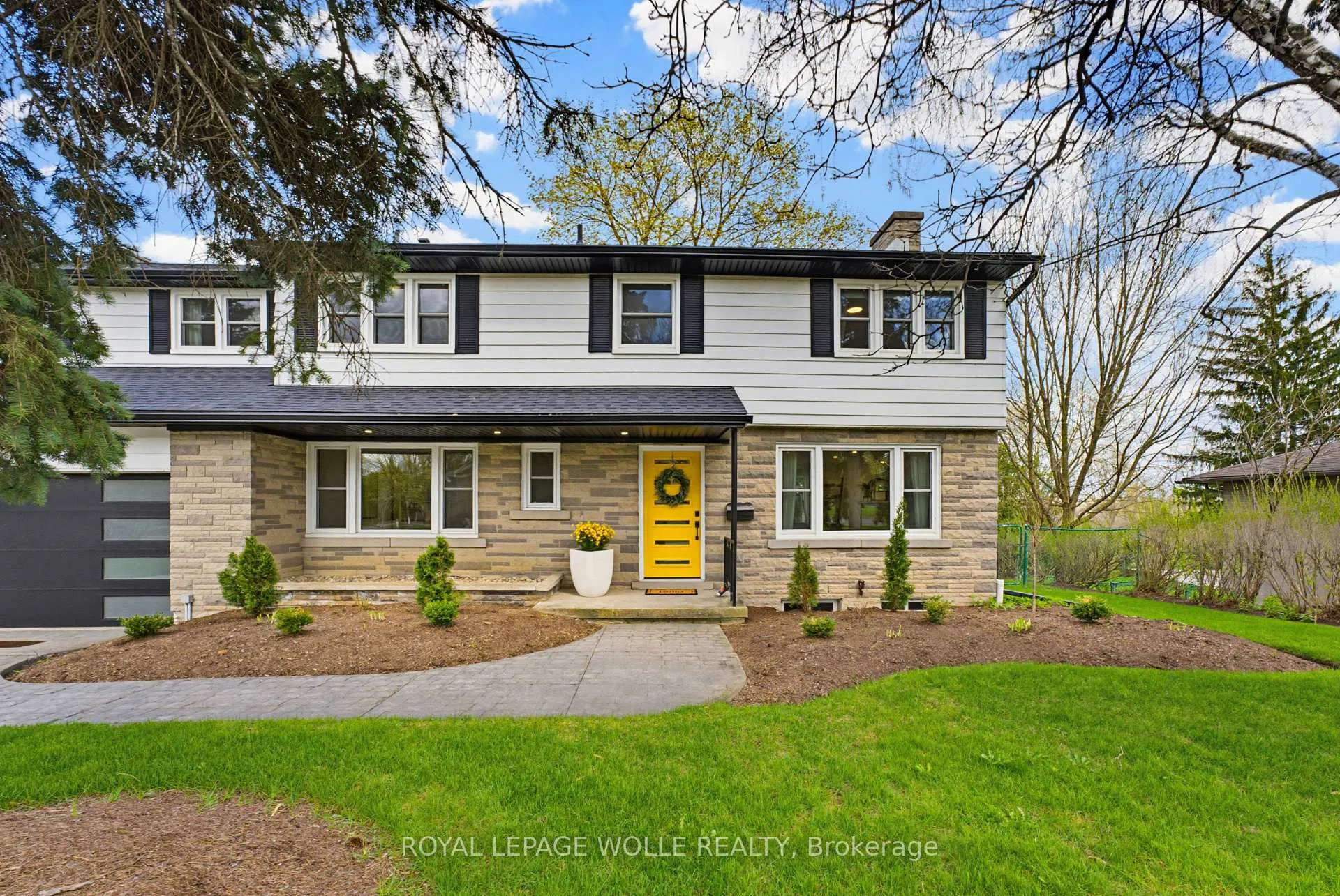Photo 3 of 3623 Nafziger Road, Wellesley — HOMEH