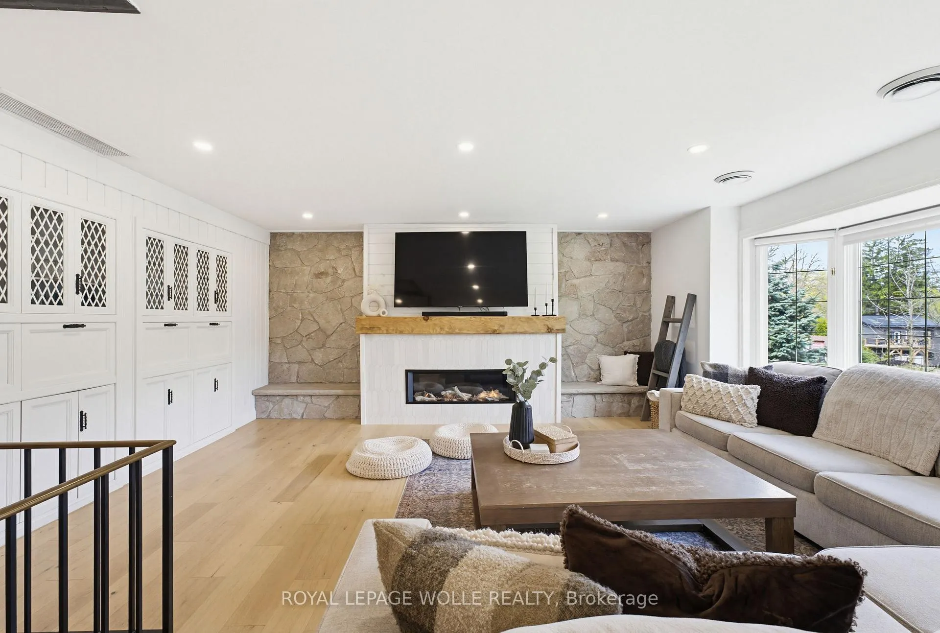 Photo 16 of 3623 Nafziger Road, Wellesley — HOMEH