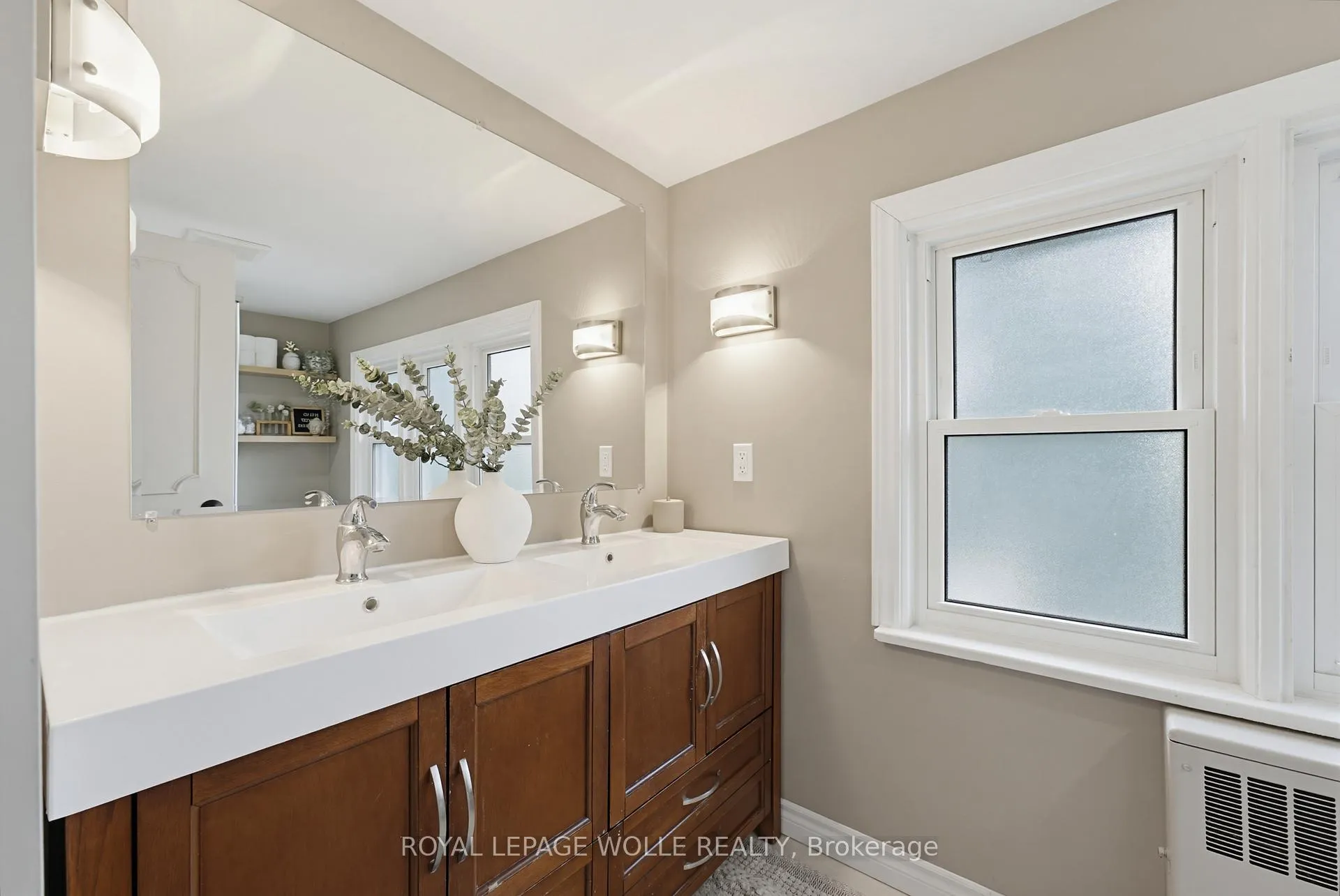 Photo 25 of 3623 Nafziger Road, Wellesley — HOMEH