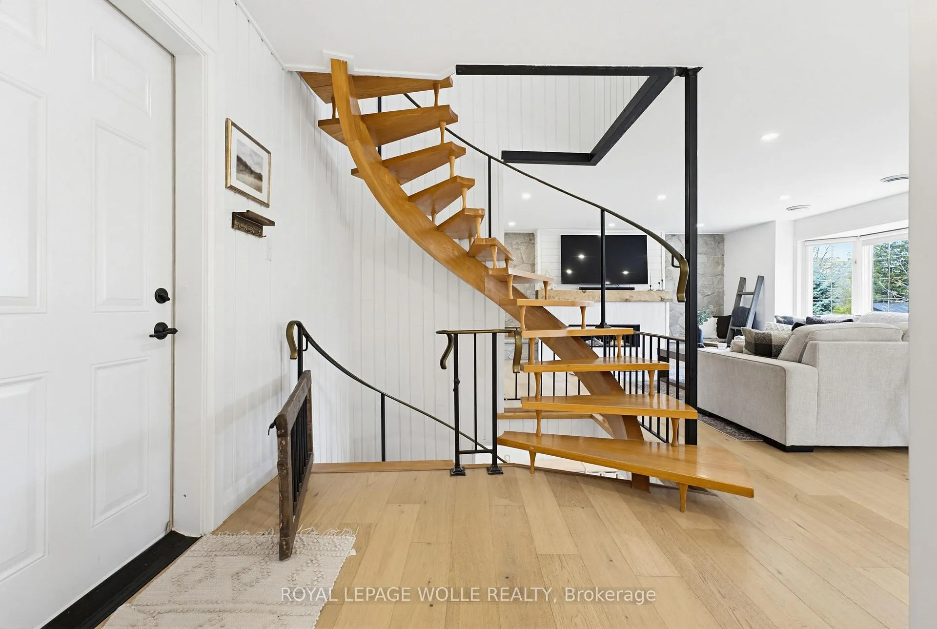 Photo 34 of 3623 Nafziger Road, Wellesley — HOMEH