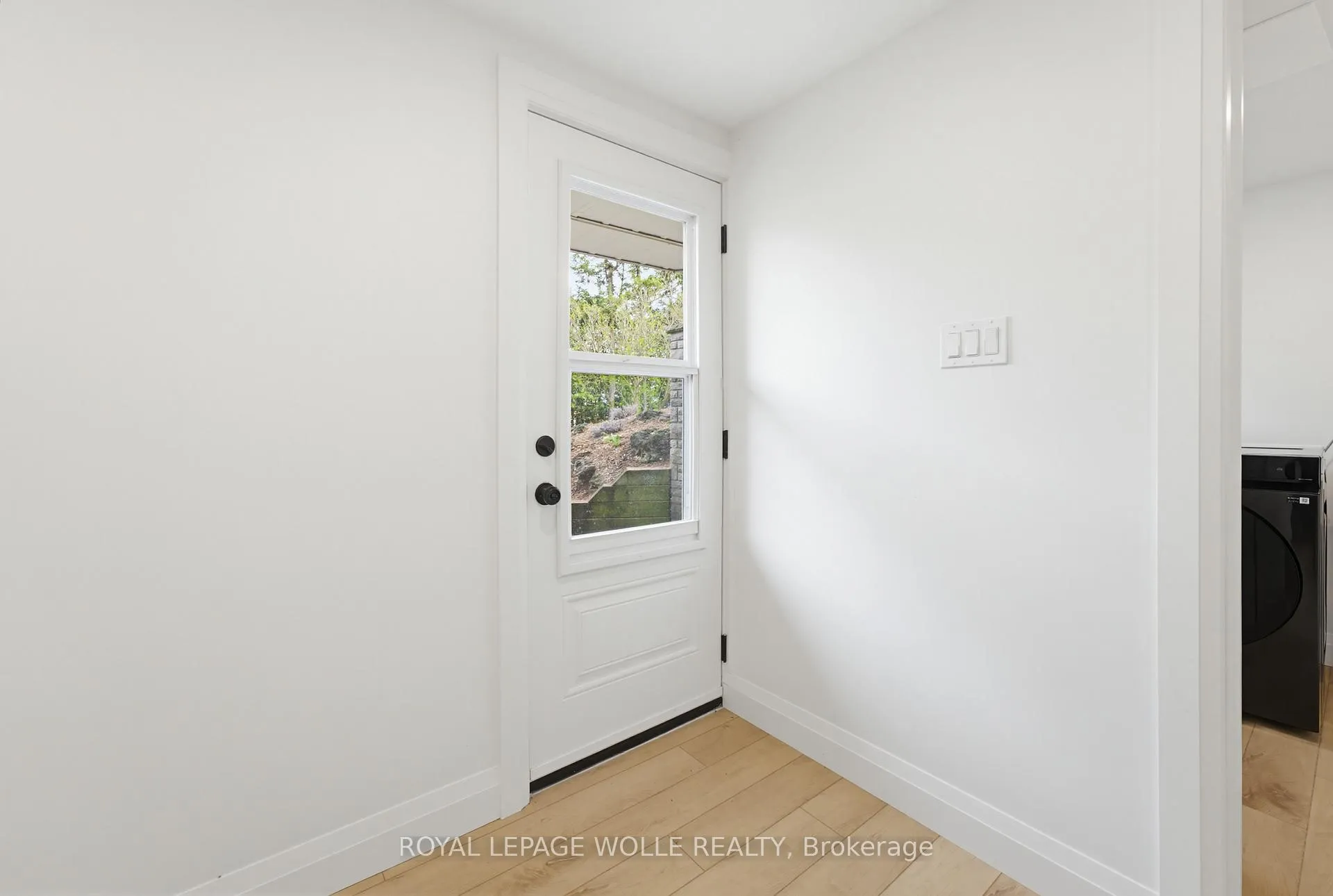 Photo 40 of 3623 Nafziger Road, Wellesley — HOMEH