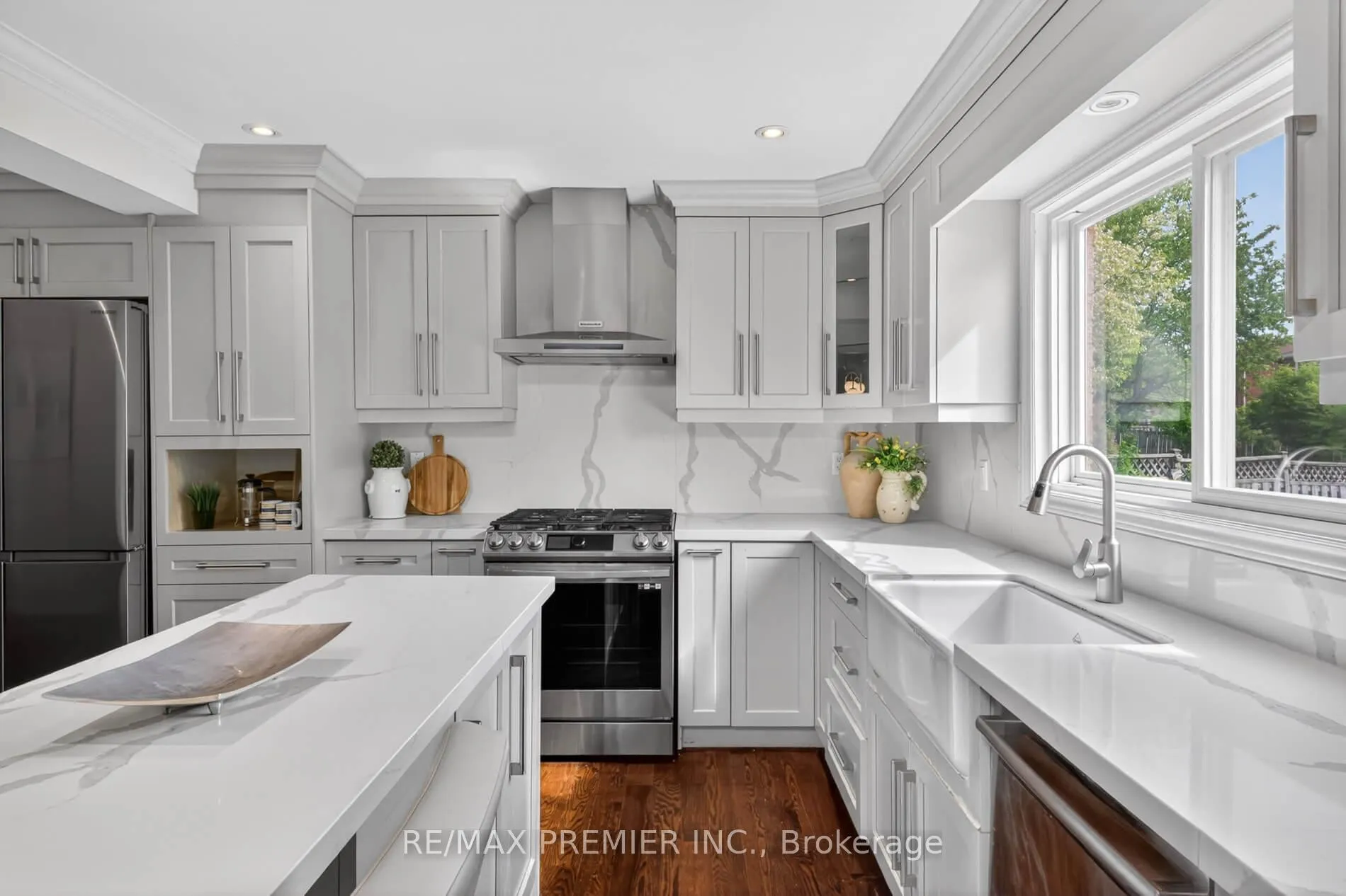 Photo 18 of 248 Forest Drive, Vaughan, West Woodbridge — HOMEH