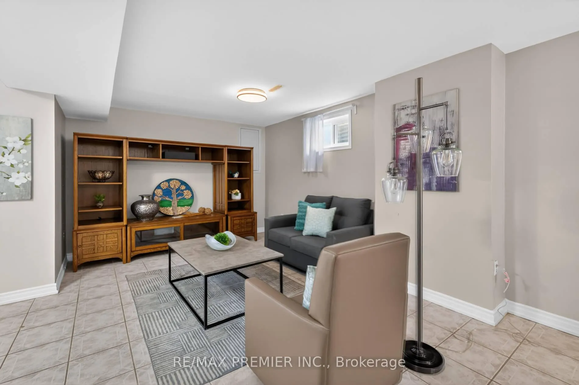 Photo 39 of 248 Forest Drive, Vaughan, West Woodbridge — HOMEH