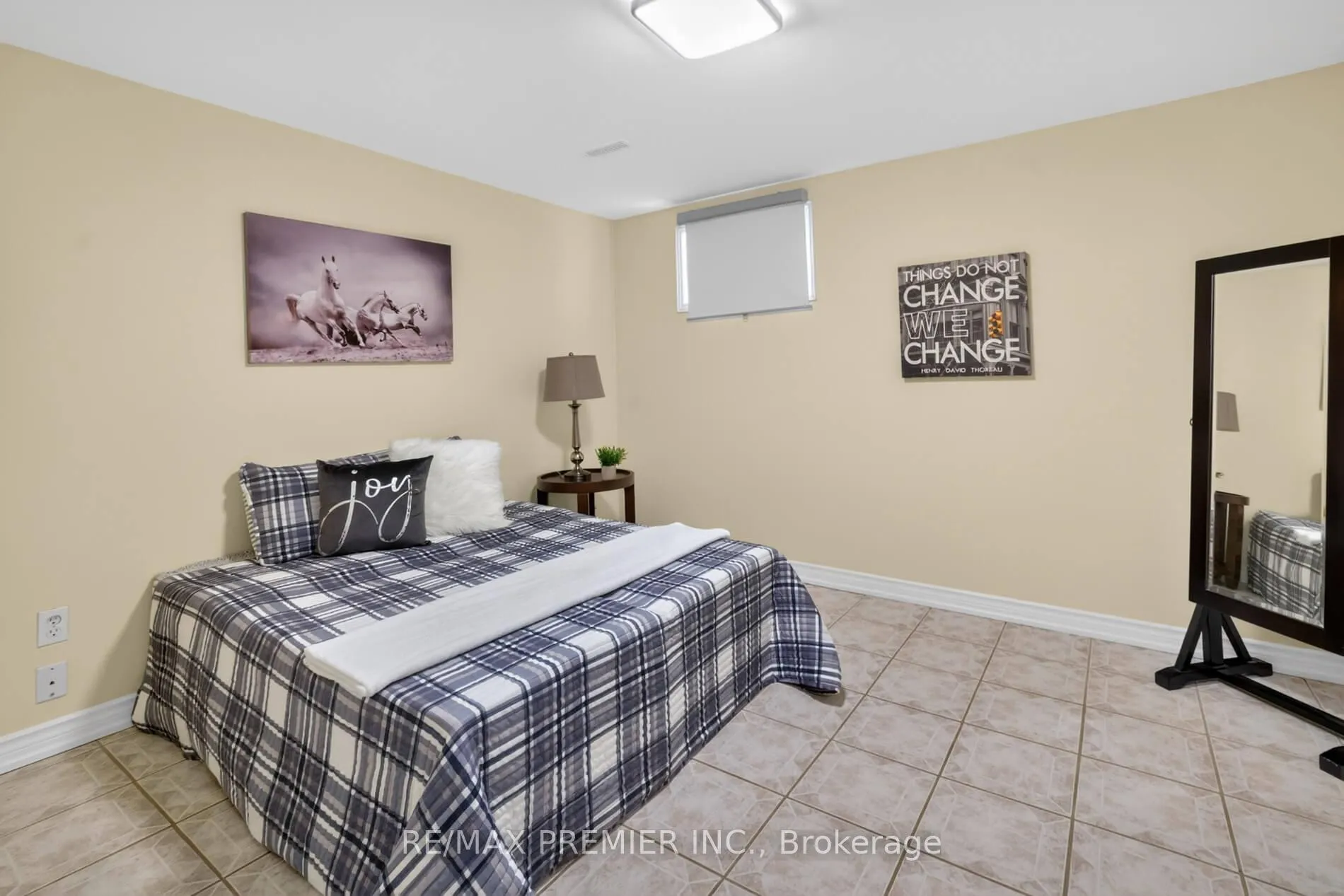 Photo 44 of 248 Forest Drive, Vaughan, West Woodbridge — HOMEH