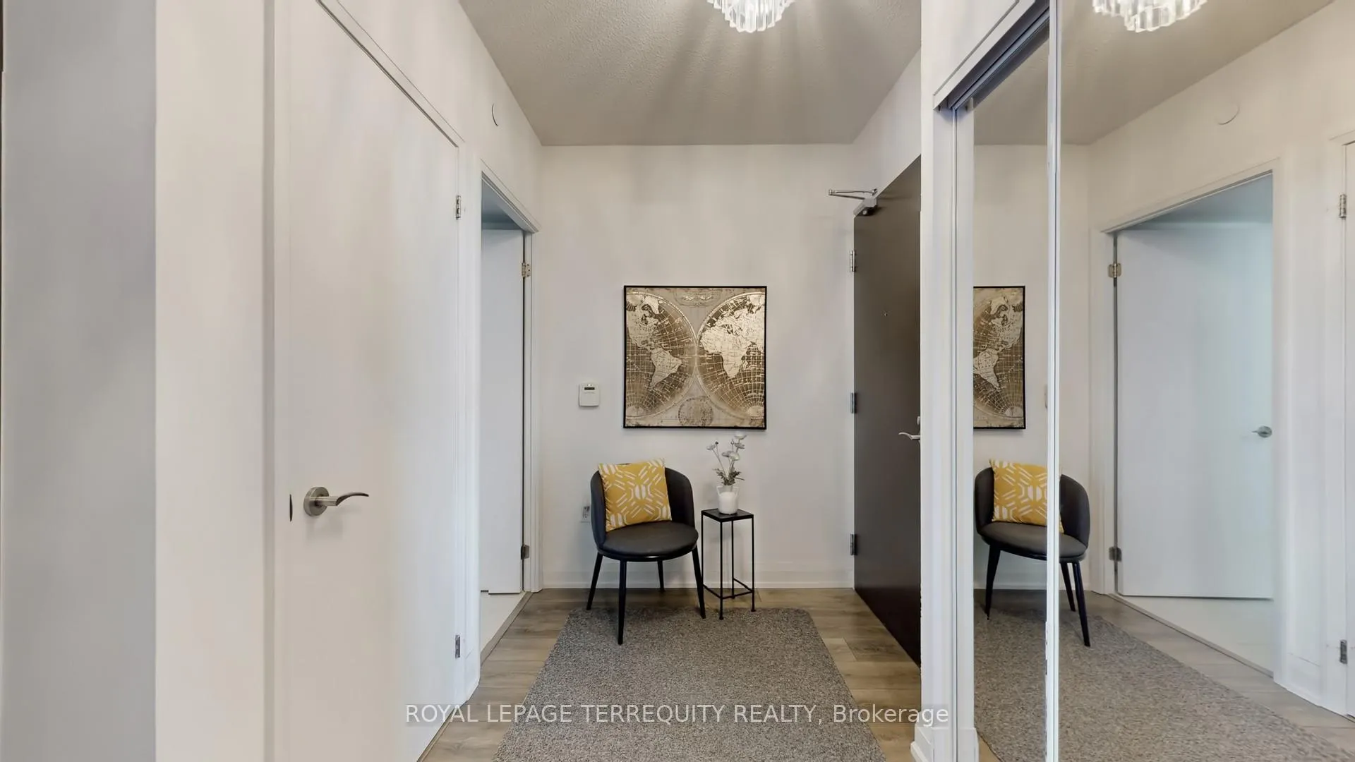 Photo 3 of Unit 1304, 9 Valhalla Inn Road, Etobicoke, Islington-City Centre West — HOMEH