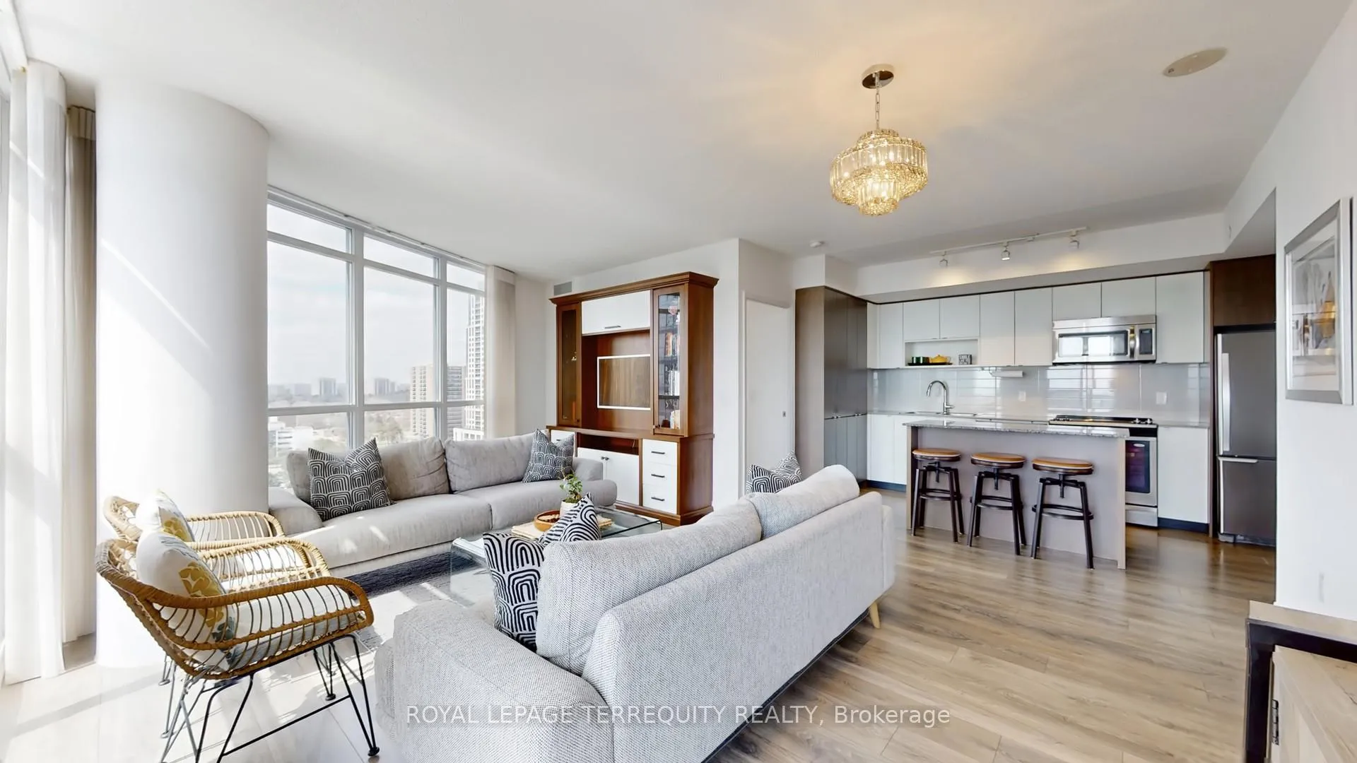 Photo 4 of Unit 1304, 9 Valhalla Inn Road, Etobicoke, Islington-City Centre West — HOMEH