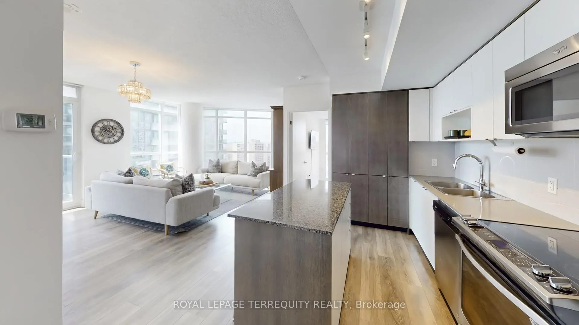 Photo 7 of Unit 1304, 9 Valhalla Inn Road, Etobicoke, Islington-City Centre West — HOMEH