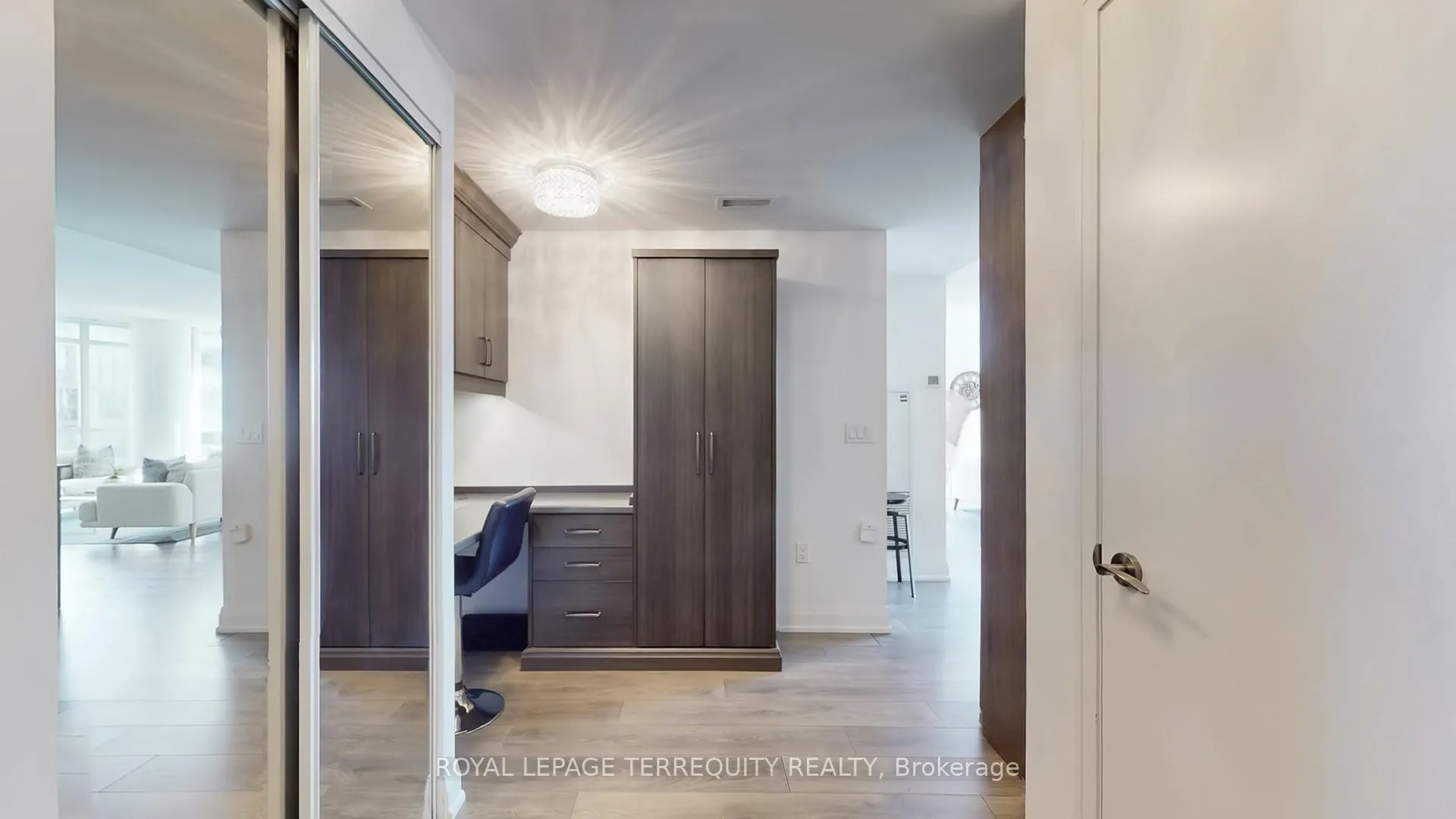 Photo 18 of Unit 1304, 9 Valhalla Inn Road, Etobicoke, Islington-City Centre West — HOMEH