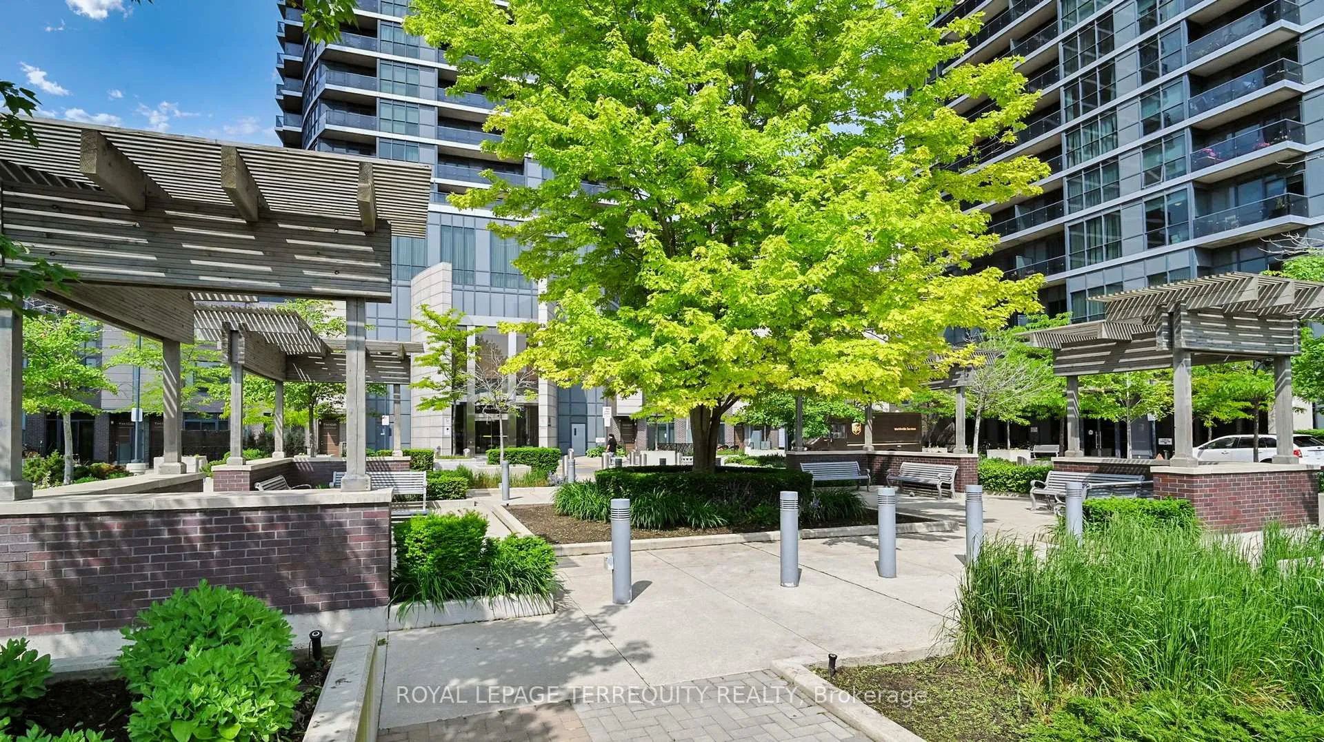 Photo 37 of Unit 1304, 9 Valhalla Inn Road, Etobicoke, Islington-City Centre West — HOMEH