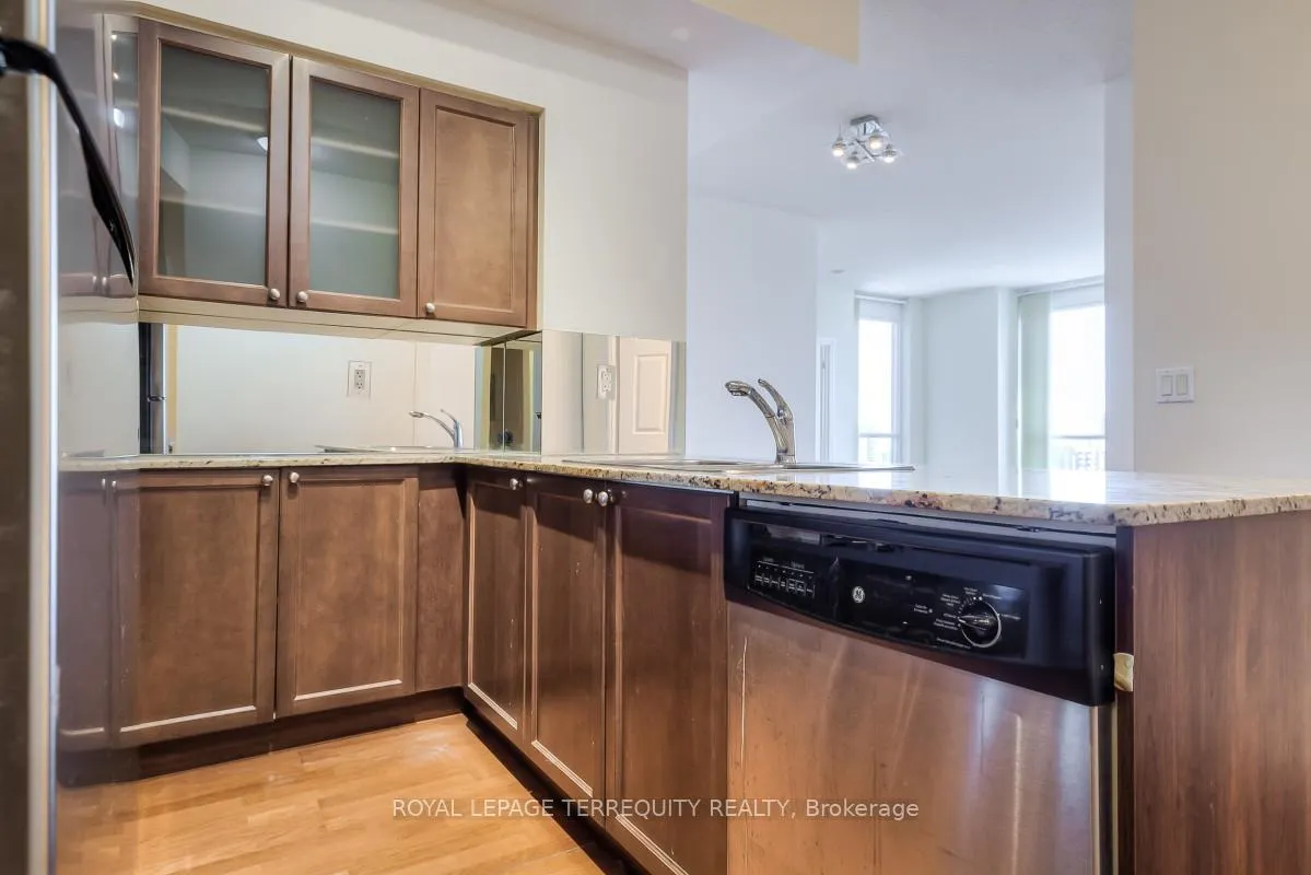 Photo 17 of Unit 3202, 761 Bay Street, Toronto, Bay Street Corridor — HOMEH