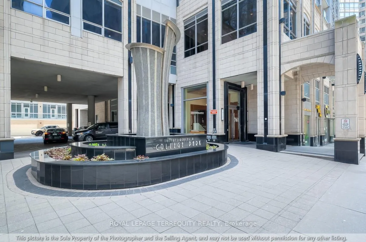 Photo 35 of Unit 3202, 761 Bay Street, Toronto, Bay Street Corridor — HOMEH