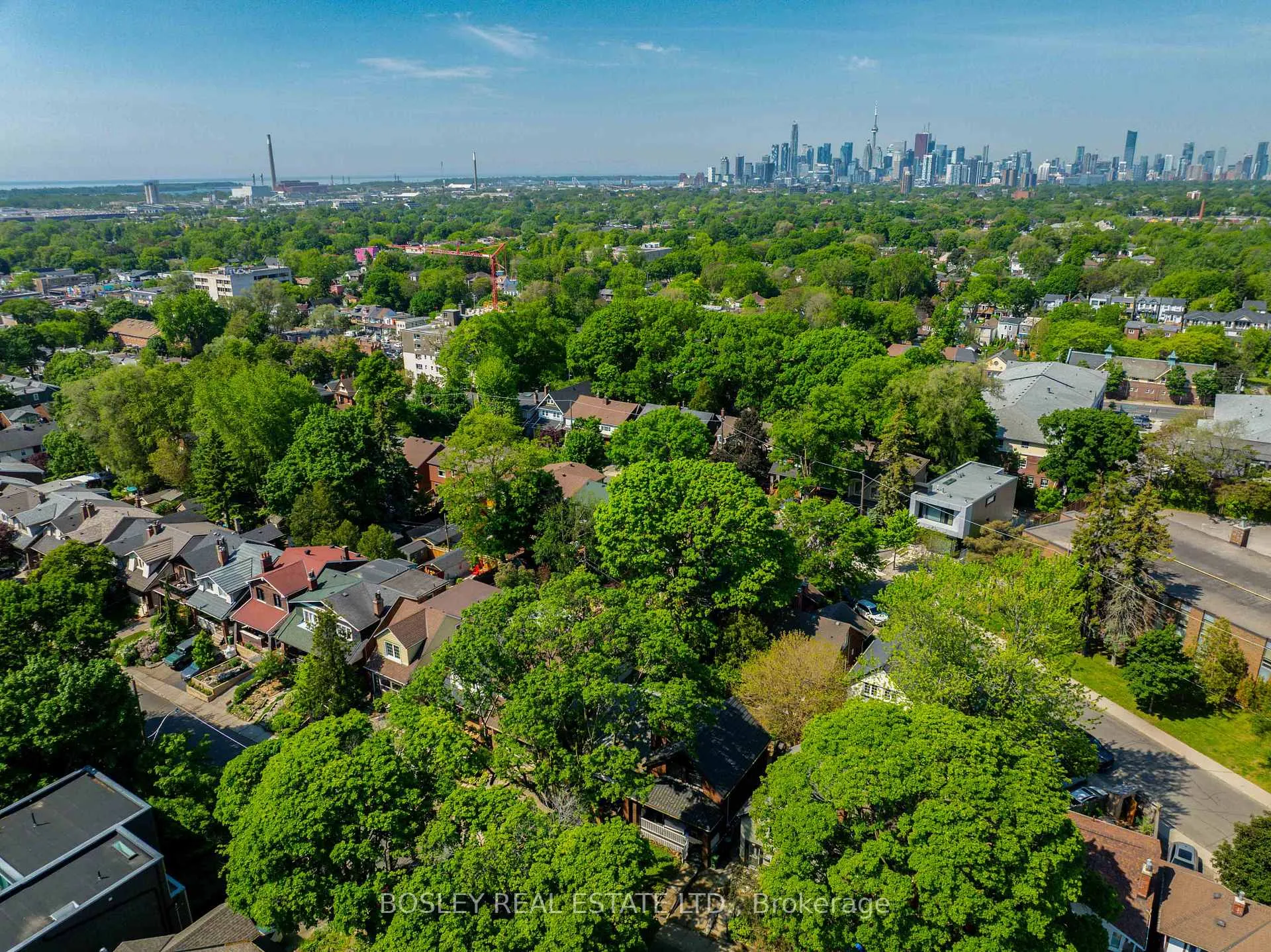 Photo 42 of 249 Gainsborough Road, Toronto, Woodbine Corridor — HOMEH