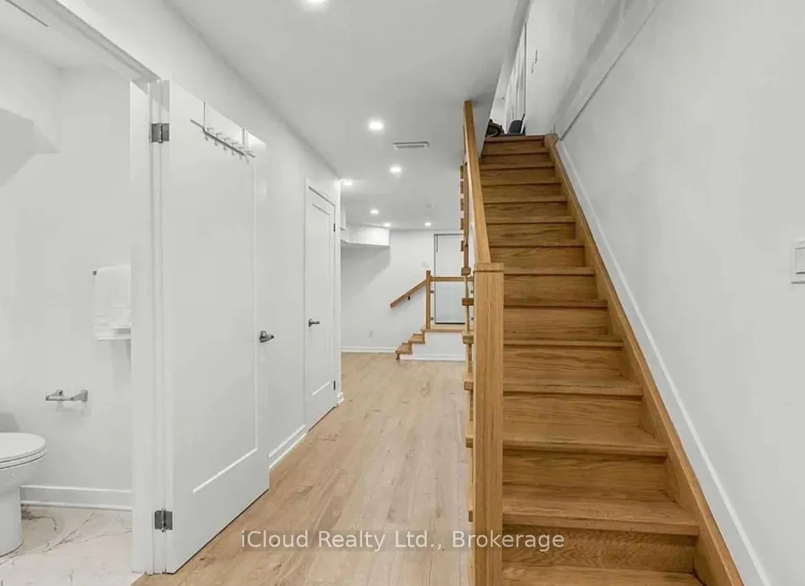Photo 4 of 386 Coxwell Avenue, Toronto, Greenwood-Coxwell — HOMEH