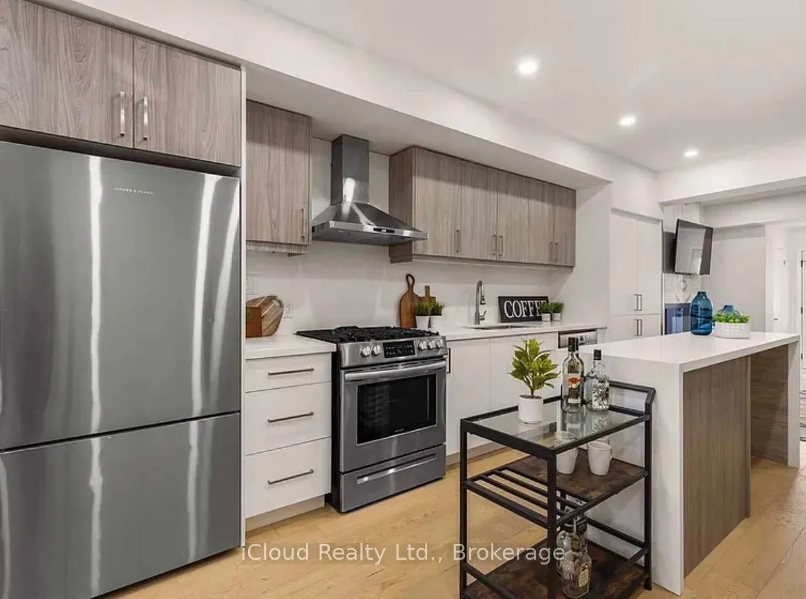 Photo 11 of 386 Coxwell Avenue, Toronto, Greenwood-Coxwell — HOMEH