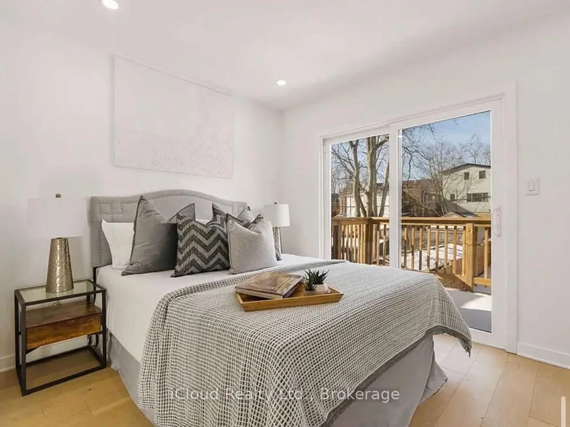 Photo 36 of 386 Coxwell Avenue, Toronto, Greenwood-Coxwell — HOMEH