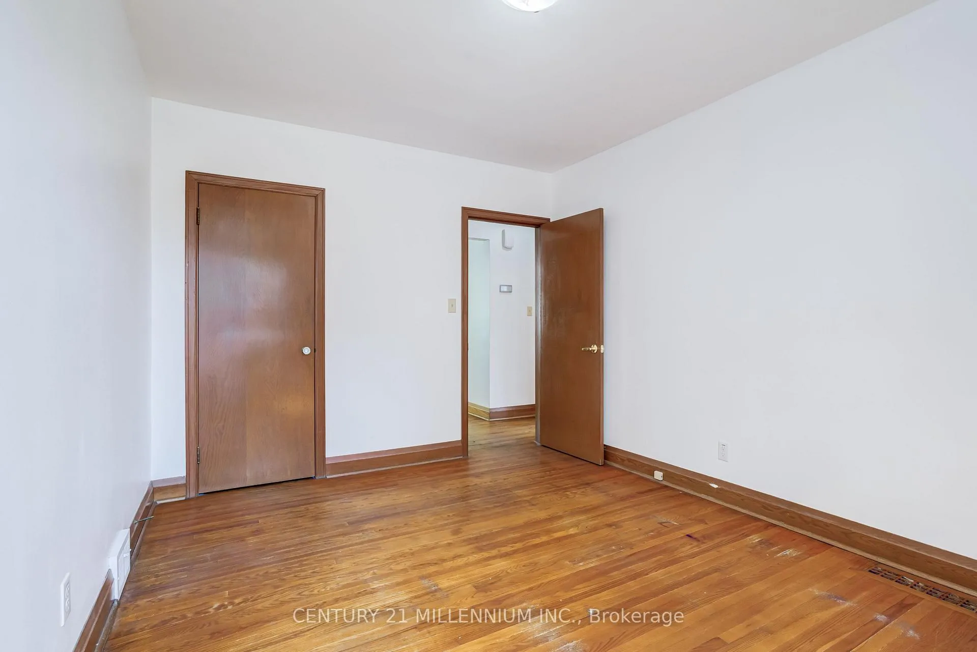 Photo 19 of 99 Sunning Hill Avenue, Hamilton, Sunninghill — HOMEH