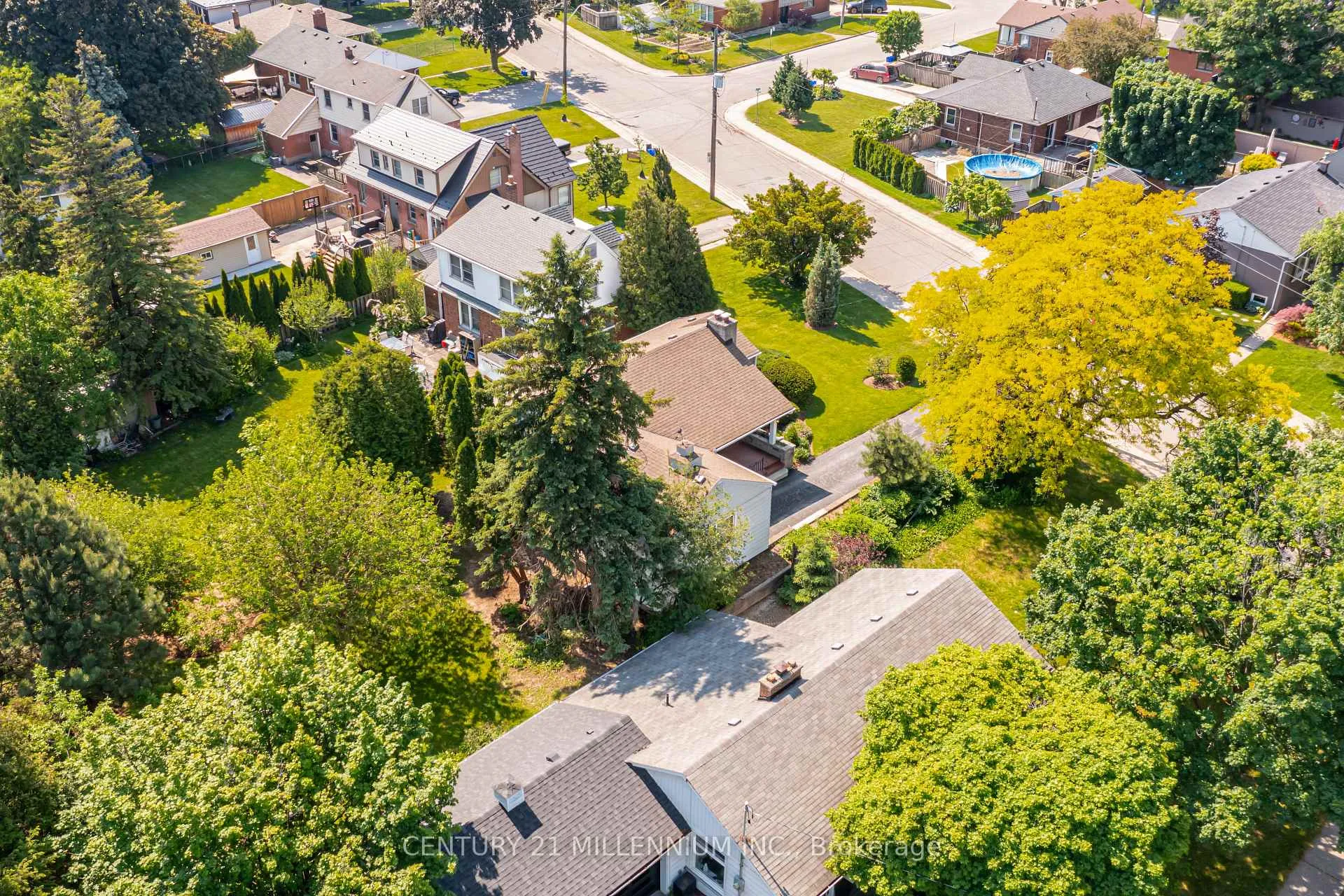 Photo 41 of 99 Sunning Hill Avenue, Hamilton, Sunninghill — HOMEH