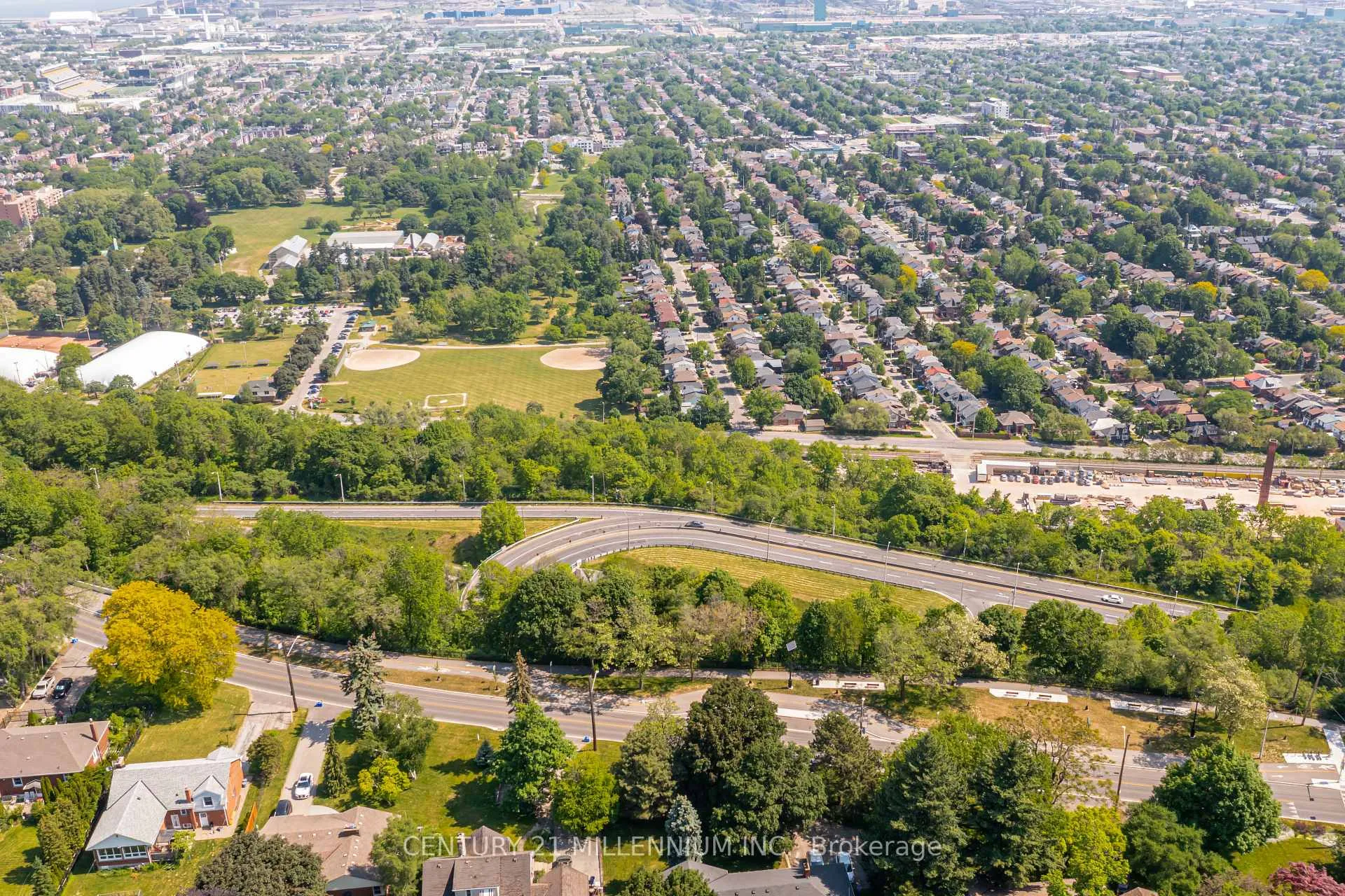 Photo 46 of 99 Sunning Hill Avenue, Hamilton, Sunninghill — HOMEH