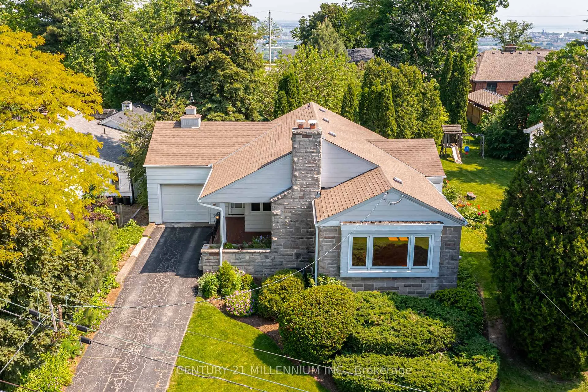 Photo 50 of 99 Sunning Hill Avenue, Hamilton, Sunninghill — HOMEH