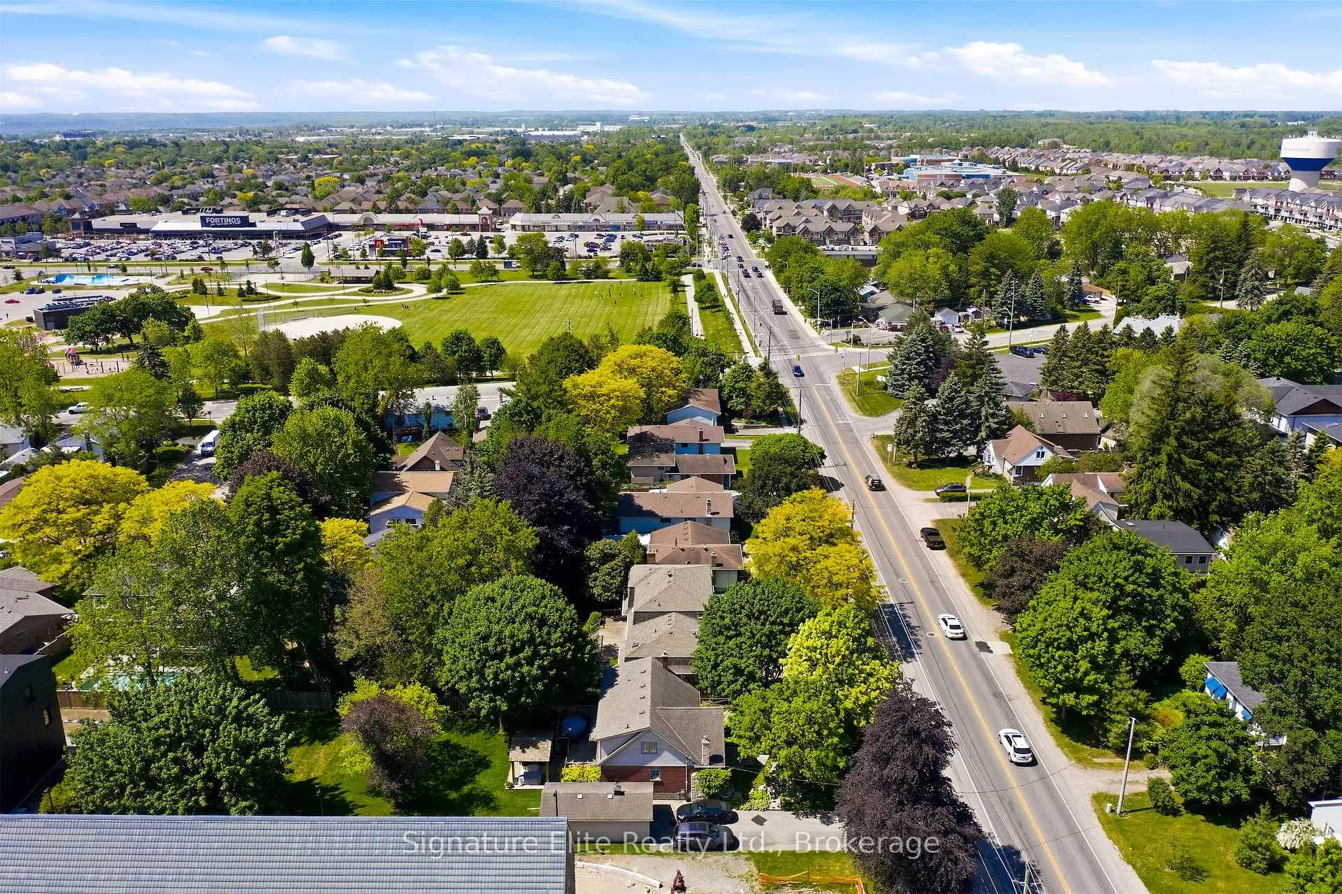 Photo 40 of 302 Parkside Drive, Hamilton, Waterdown — HOMEH